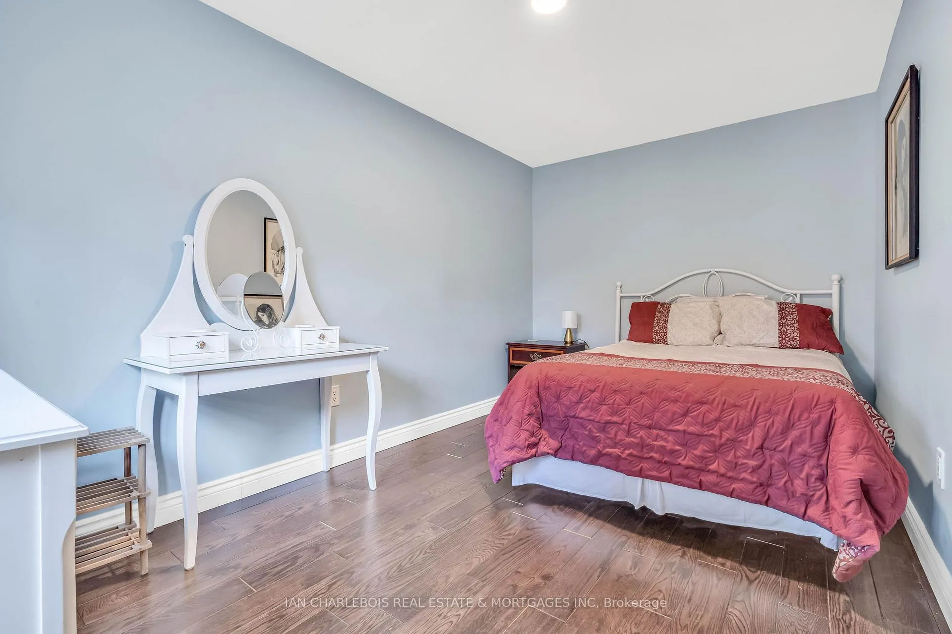 Photo 8 of Unit C, 7 Rosebery Avenue, Ottawa, Glebe — HOMEH