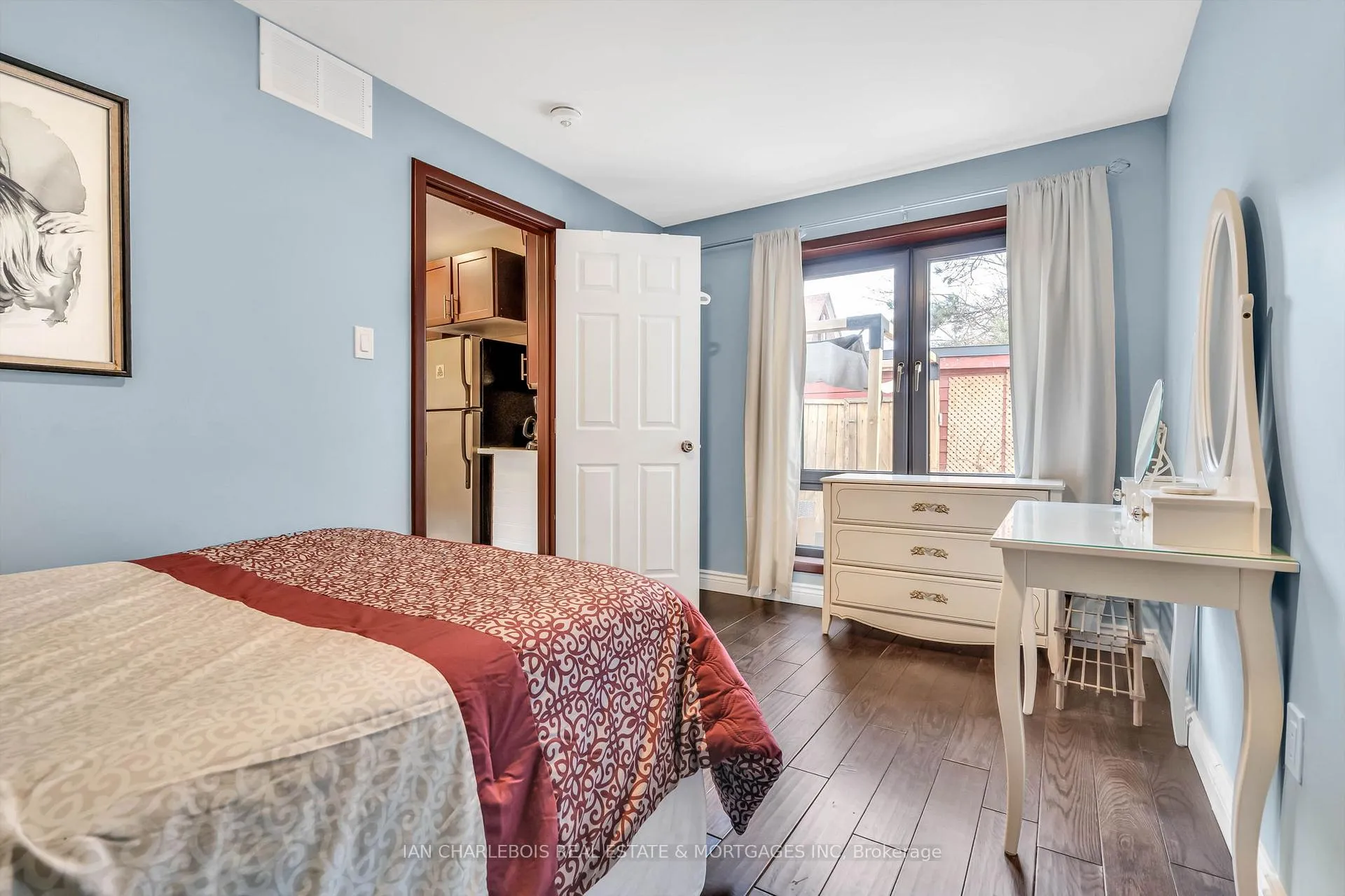 Photo 9 of Unit C, 7 Rosebery Avenue, Ottawa, Glebe — HOMEH