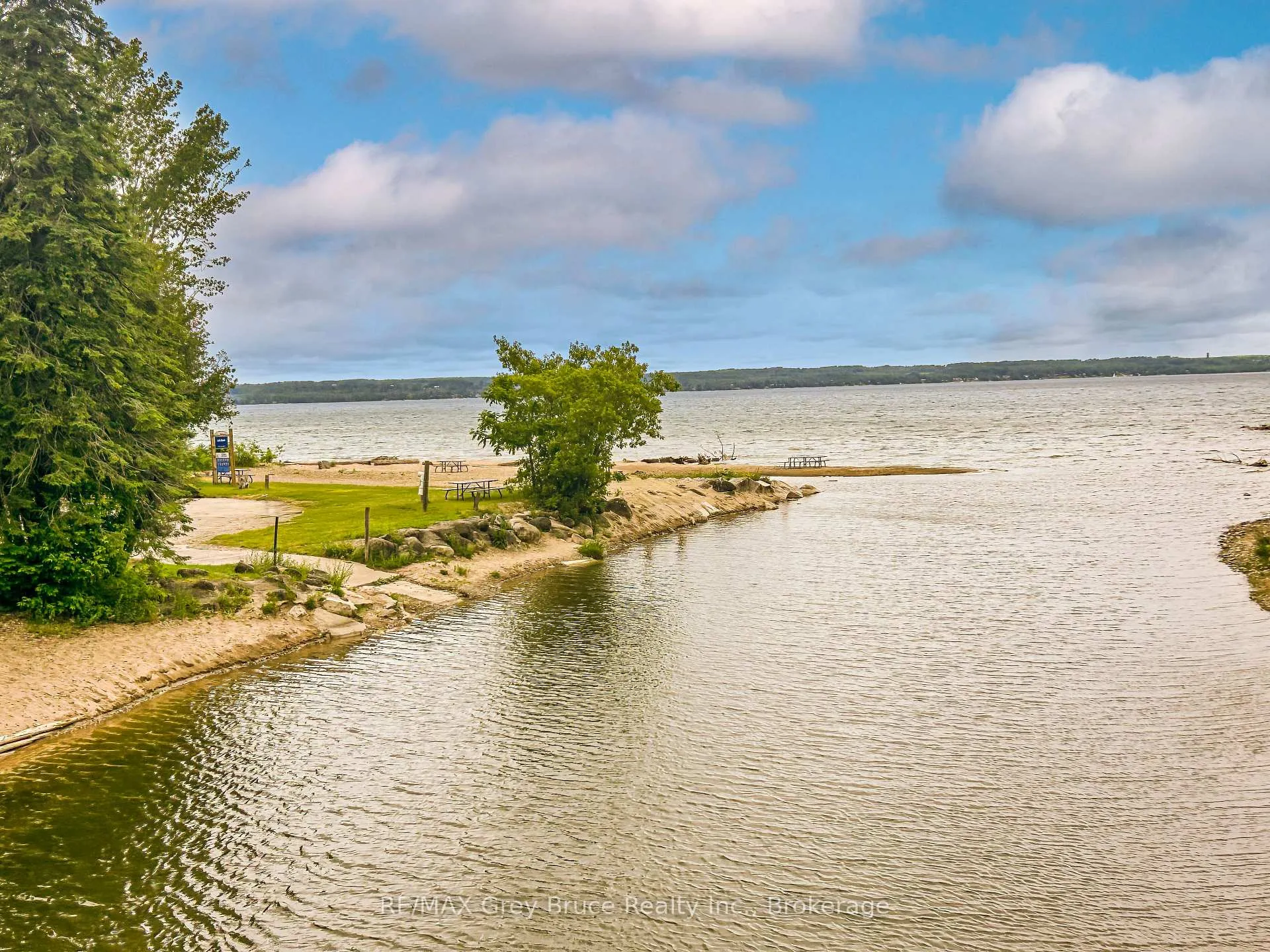 Photo 3 of 303005 Grey 15 Road, Meaford — HOMEH