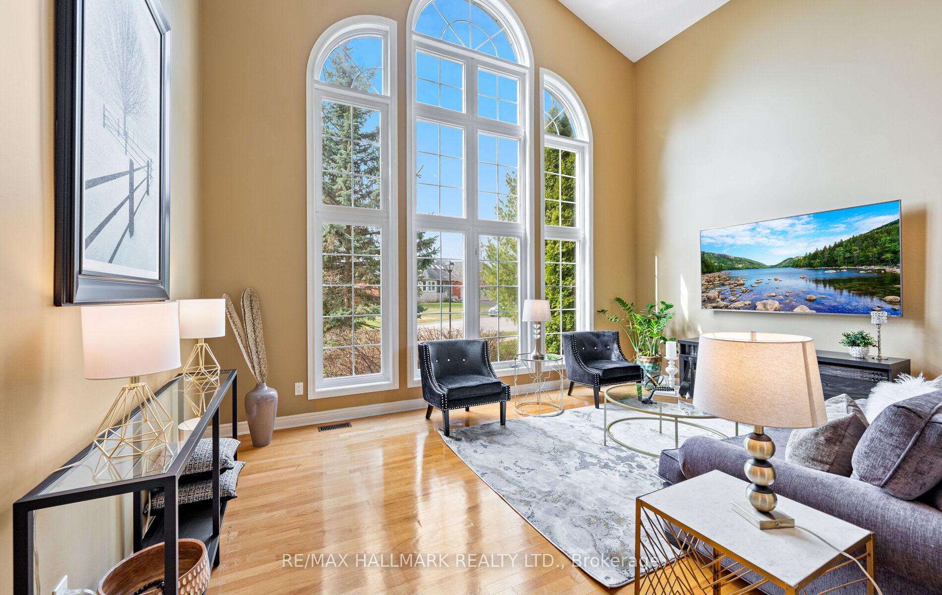Photo 8 of 37 Witherspoon Way, King, Nobleton — HOMEH