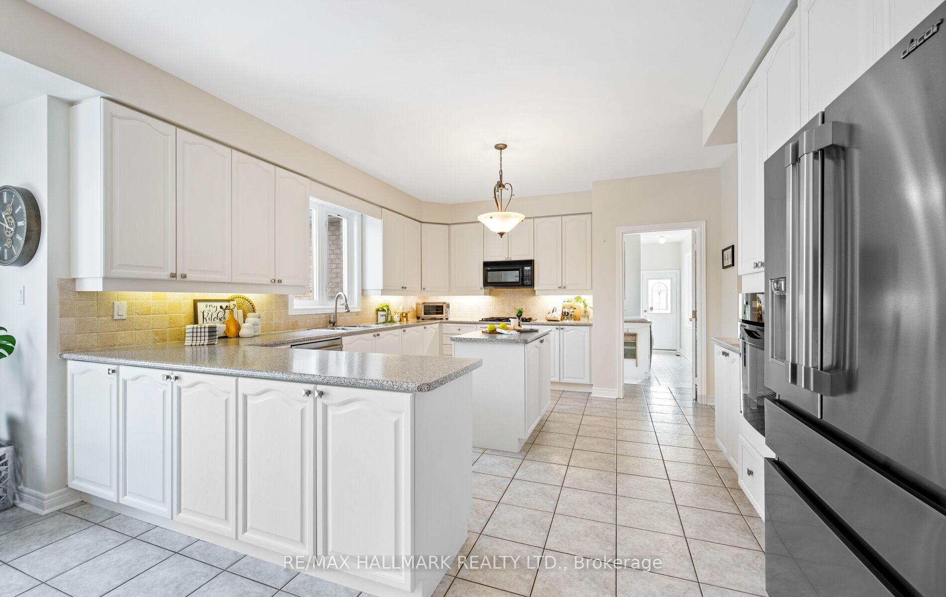 Photo 16 of 37 Witherspoon Way, King, Nobleton — HOMEH