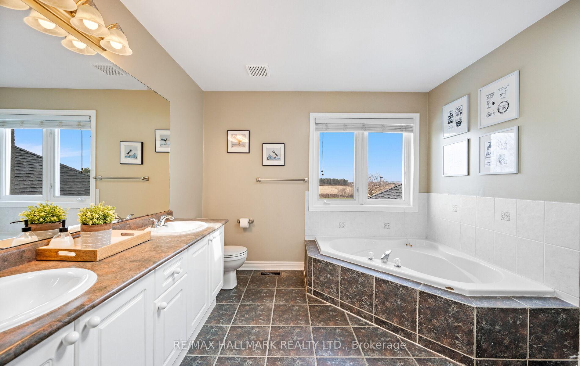 Photo 28 of 37 Witherspoon Way, King, Nobleton — HOMEH
