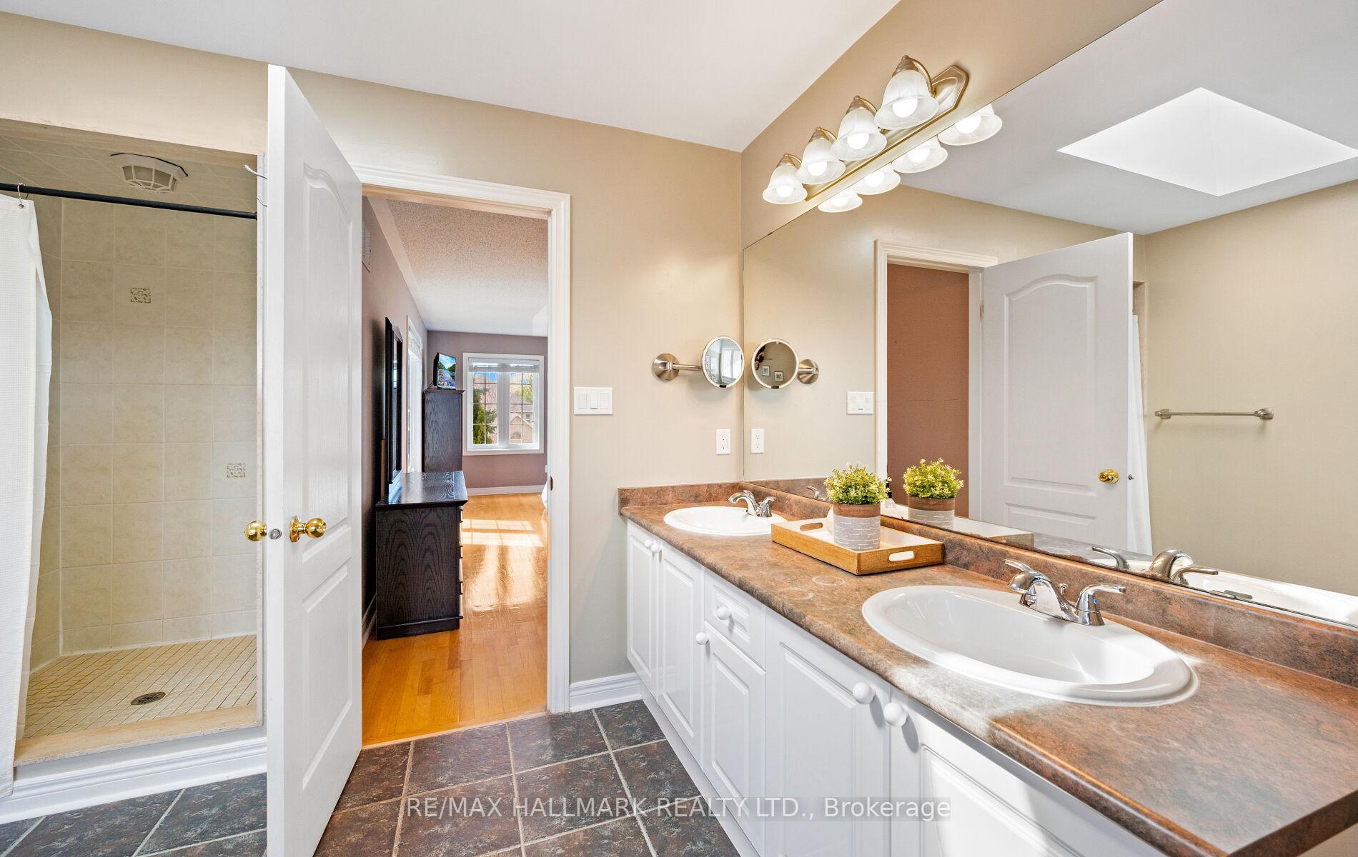 Photo 29 of 37 Witherspoon Way, King, Nobleton — HOMEH