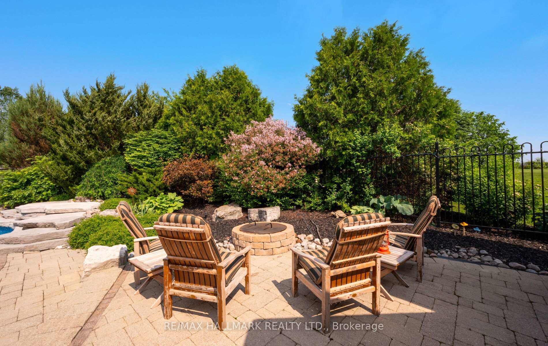 Photo 43 of 37 Witherspoon Way, King, Nobleton — HOMEH