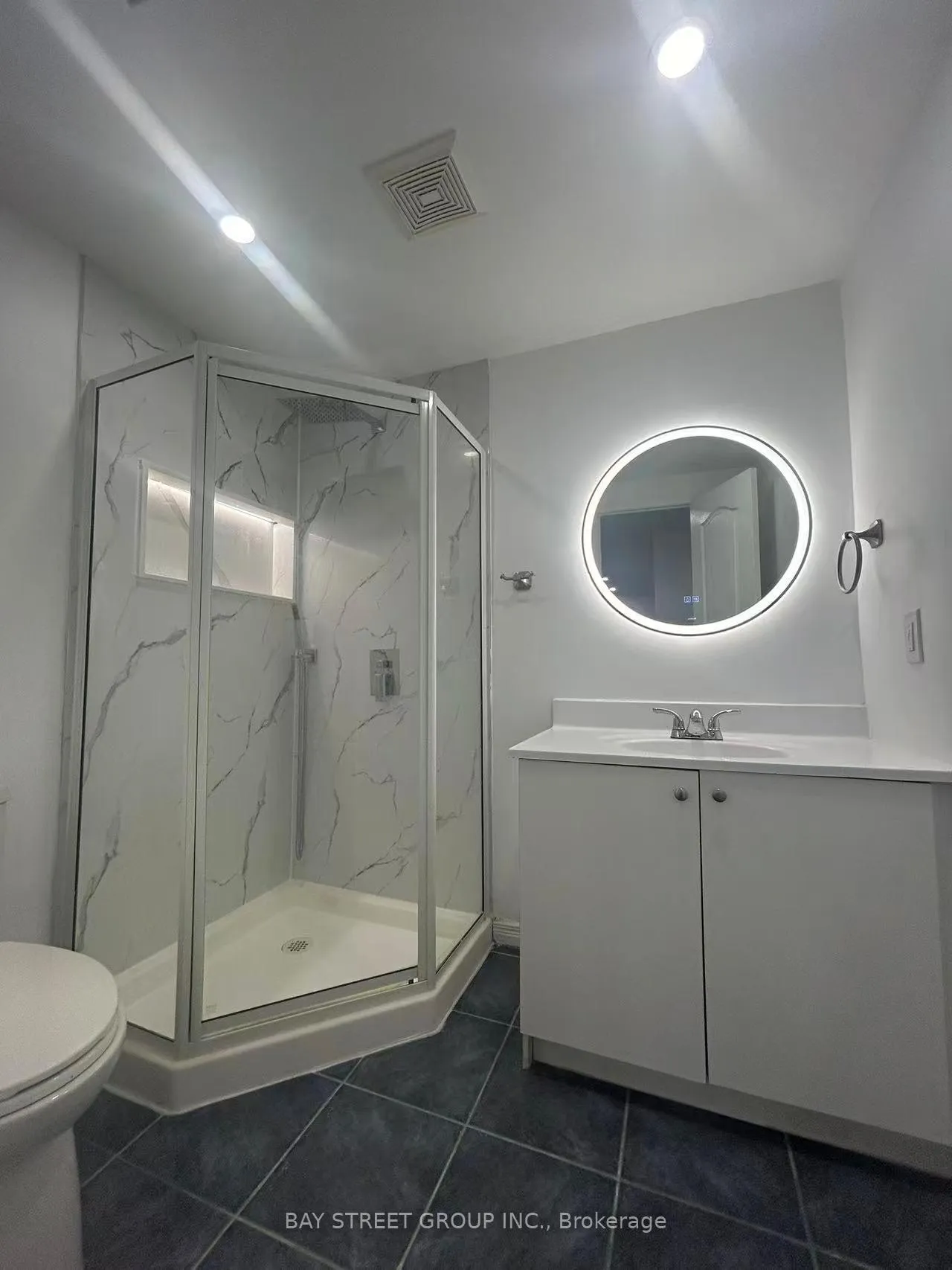 Photo 2 of Unit Basement, 255 Stonebridge Drive, Markham, Berczy — HOMEH