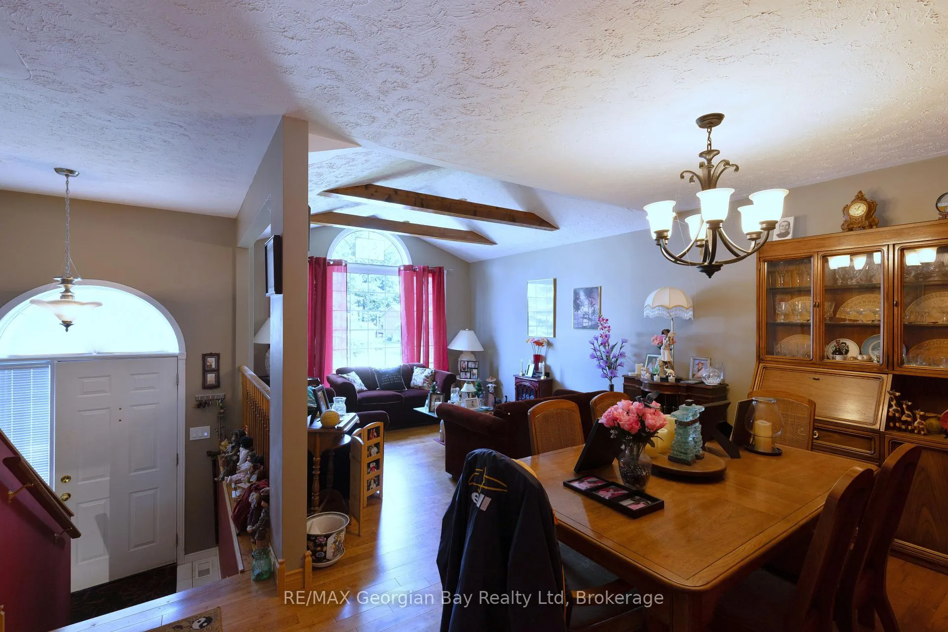 Photo 3 of 33 Anderson Crescent, Tay, Victoria Harbour — HOMEH