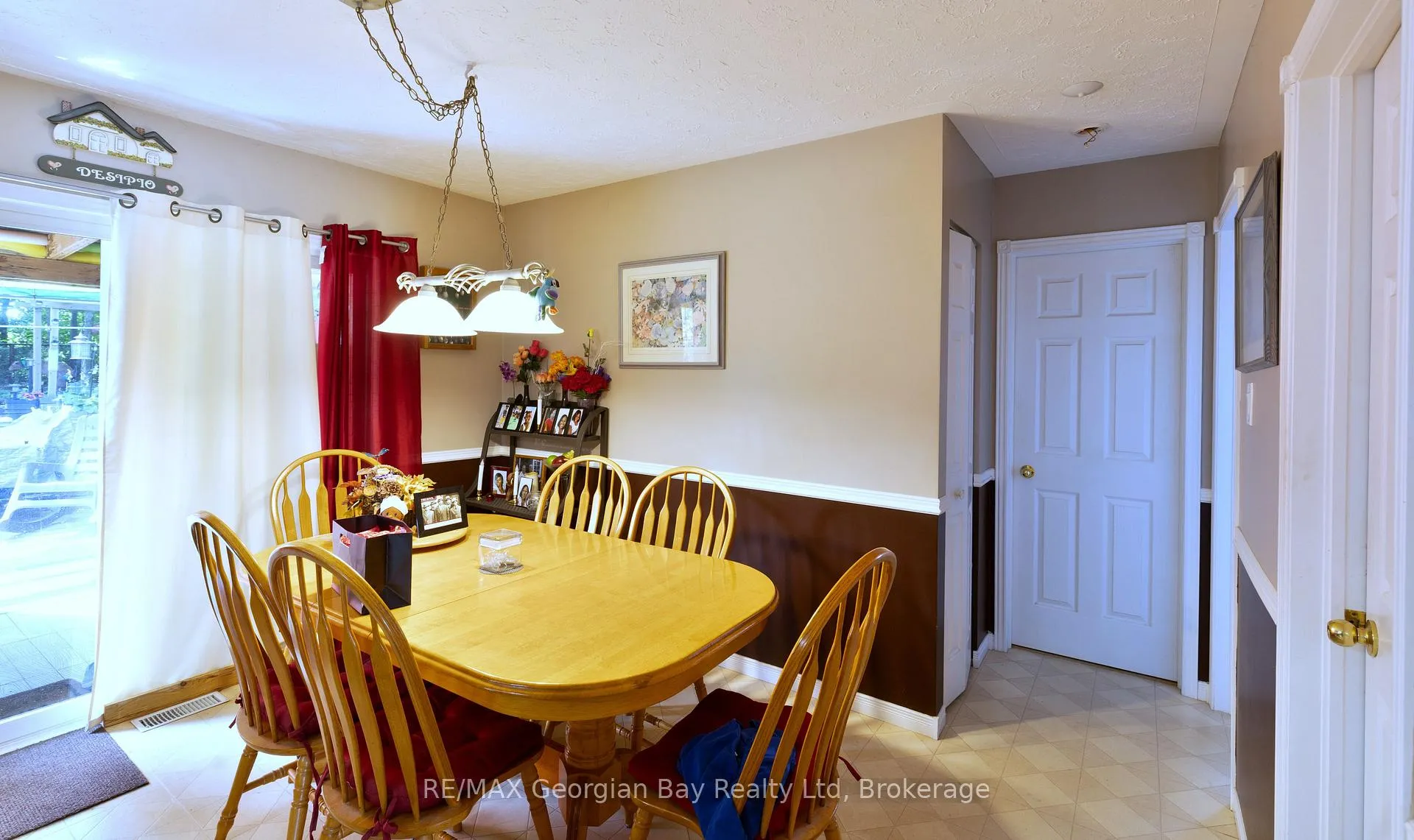 Photo 11 of 33 Anderson Crescent, Tay, Victoria Harbour — HOMEH