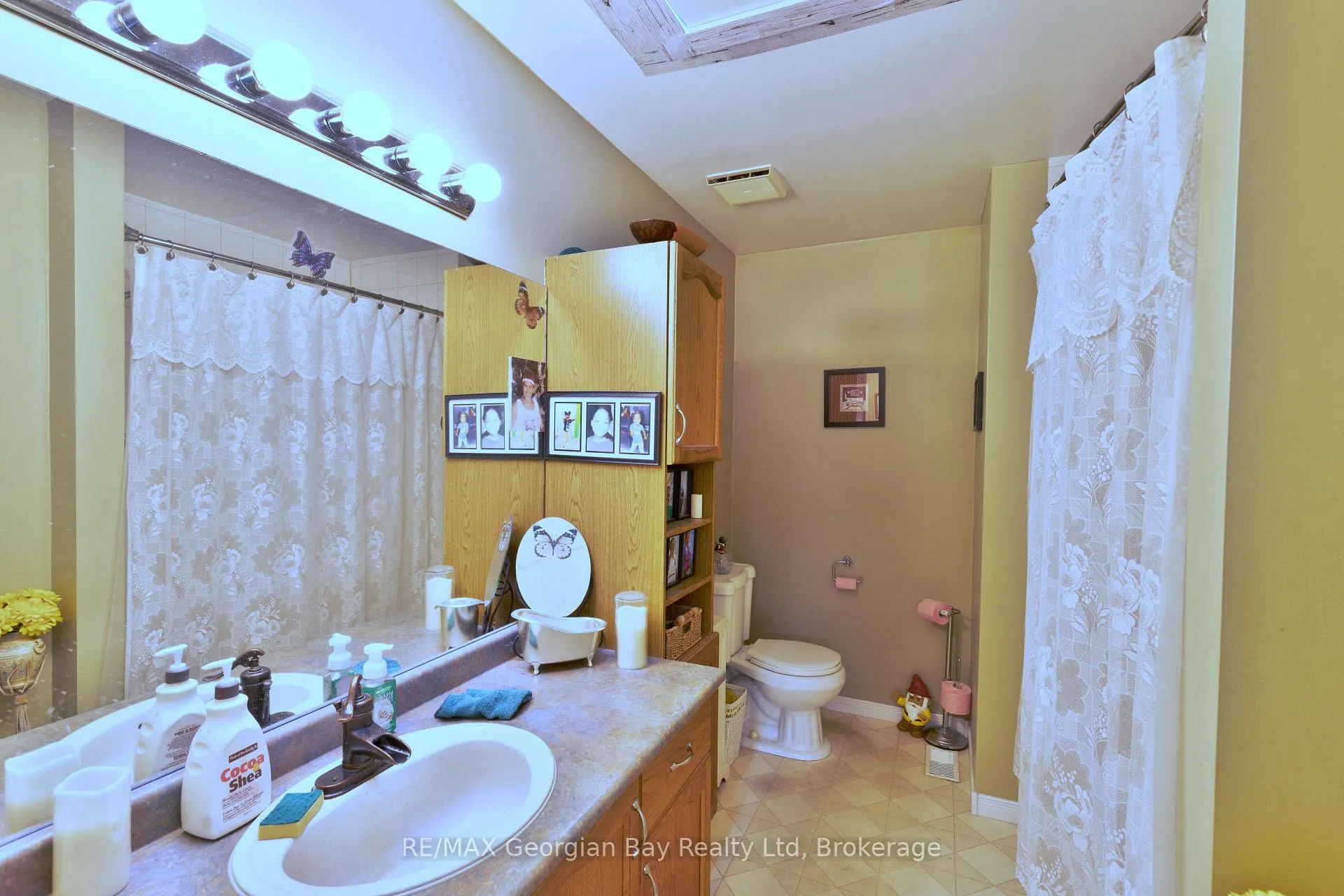 Photo 16 of 33 Anderson Crescent, Tay, Victoria Harbour — HOMEH
