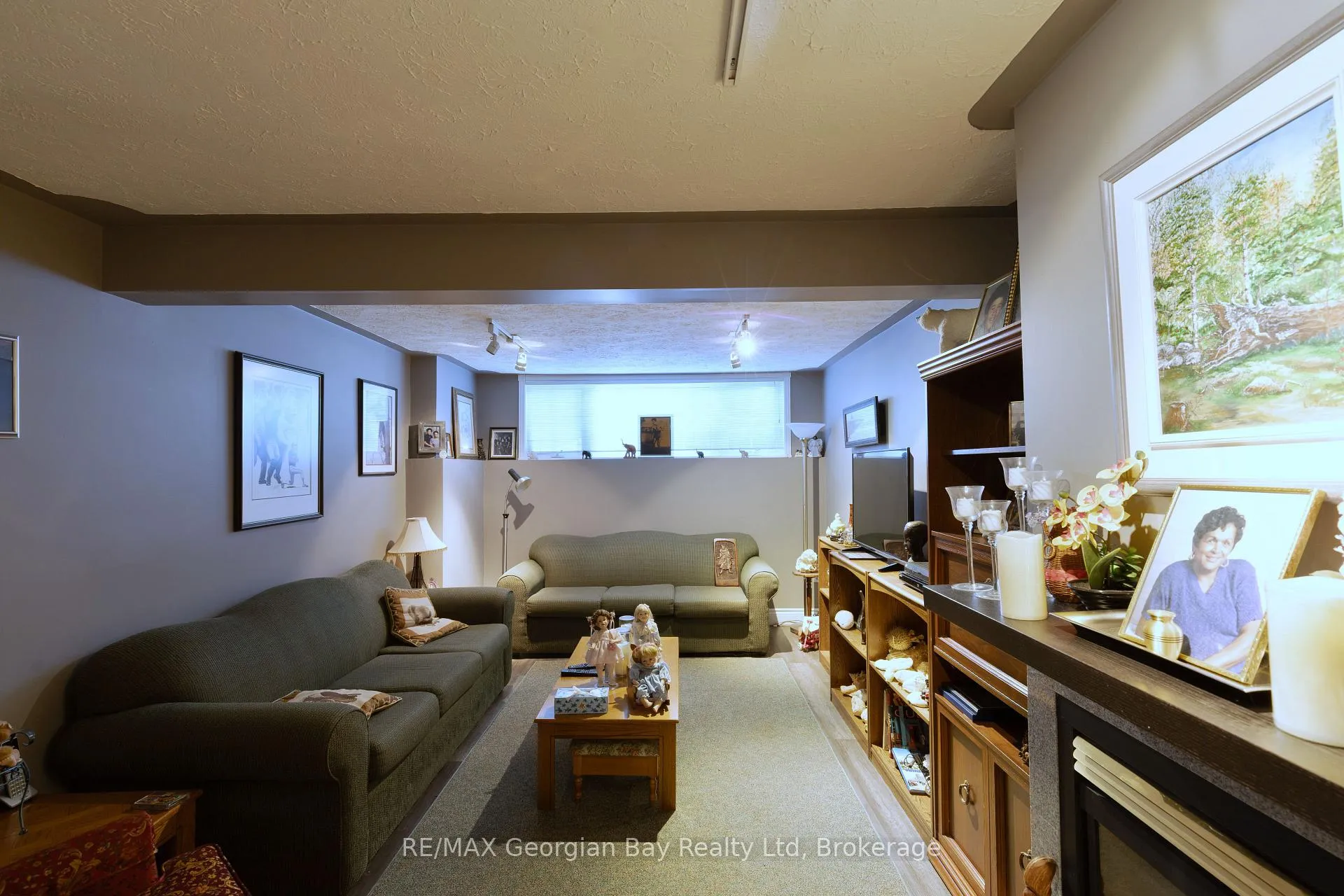 Photo 18 of 33 Anderson Crescent, Tay, Victoria Harbour — HOMEH