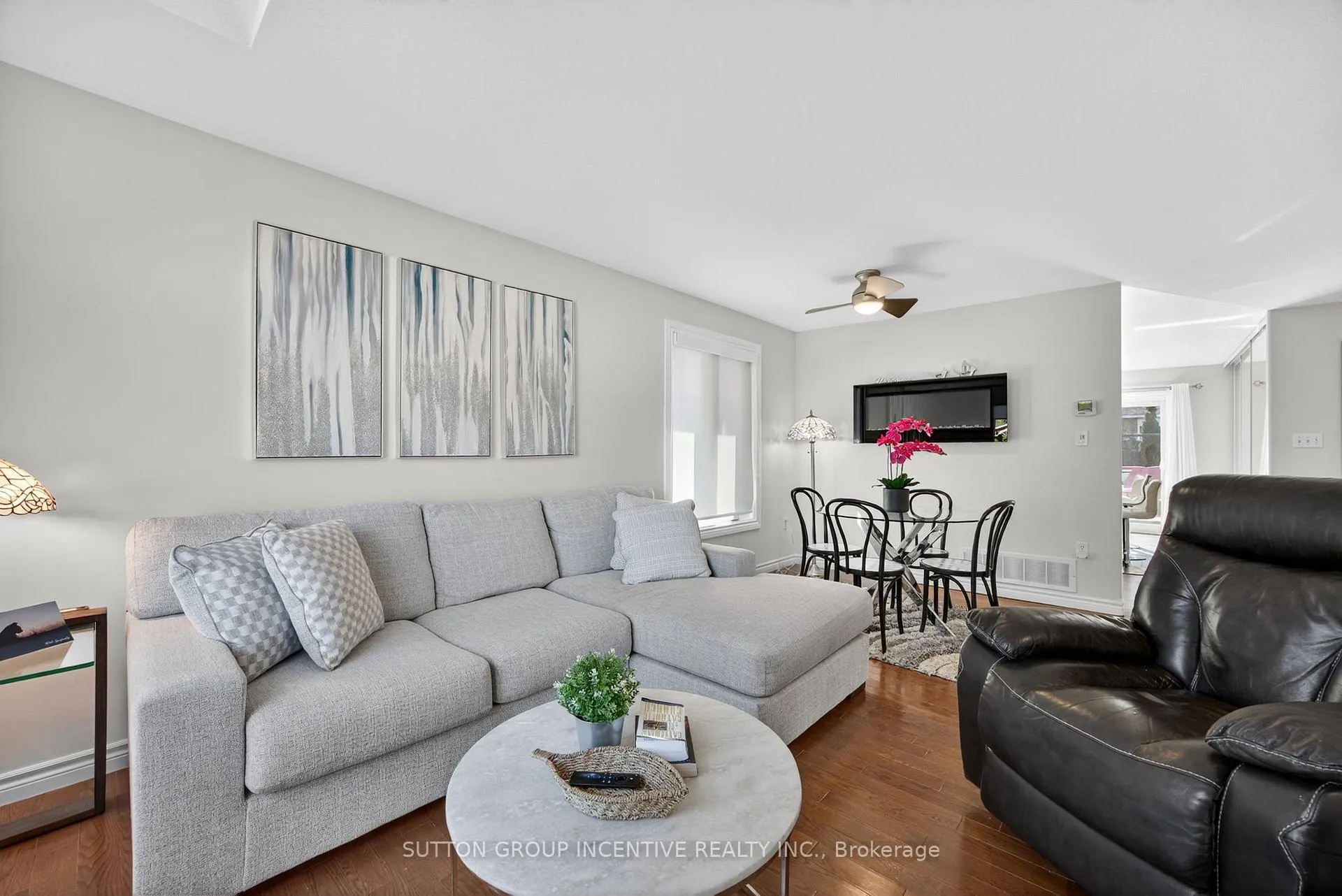 Photo 8 of 63 Nicklaus Drive, Barrie, East Bayfield — HOMEH