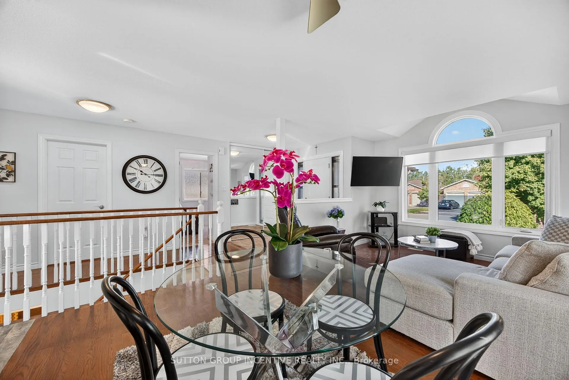 Photo 10 of 63 Nicklaus Drive, Barrie, East Bayfield — HOMEH