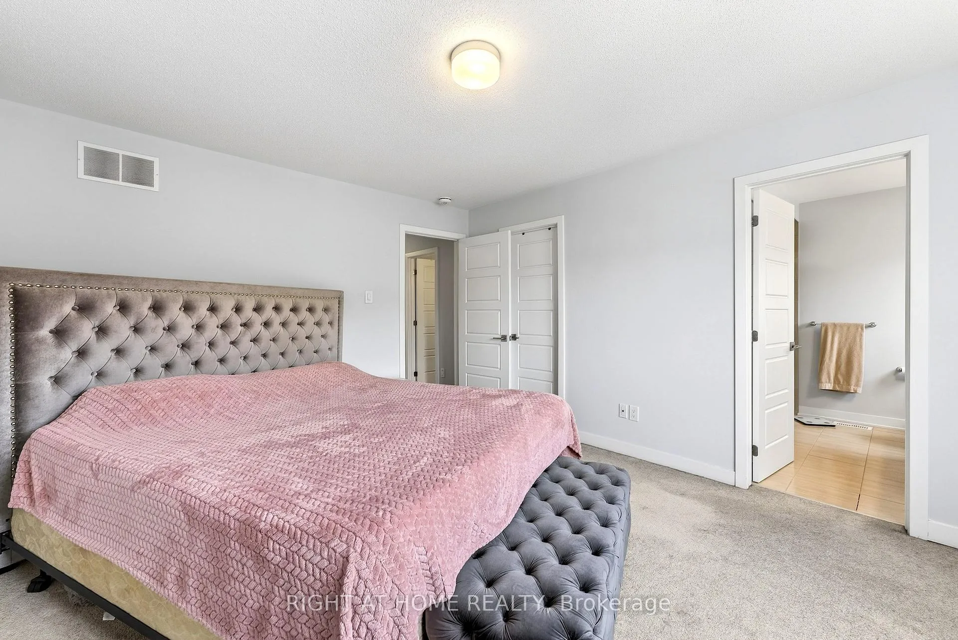 Photo 14 of 502 Culdaff Road, Ottawa, Stittsville (North) — HOMEH