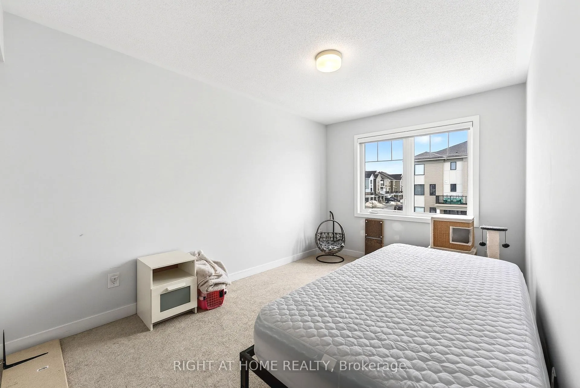 Photo 18 of 502 Culdaff Road, Ottawa, Stittsville (North) — HOMEH