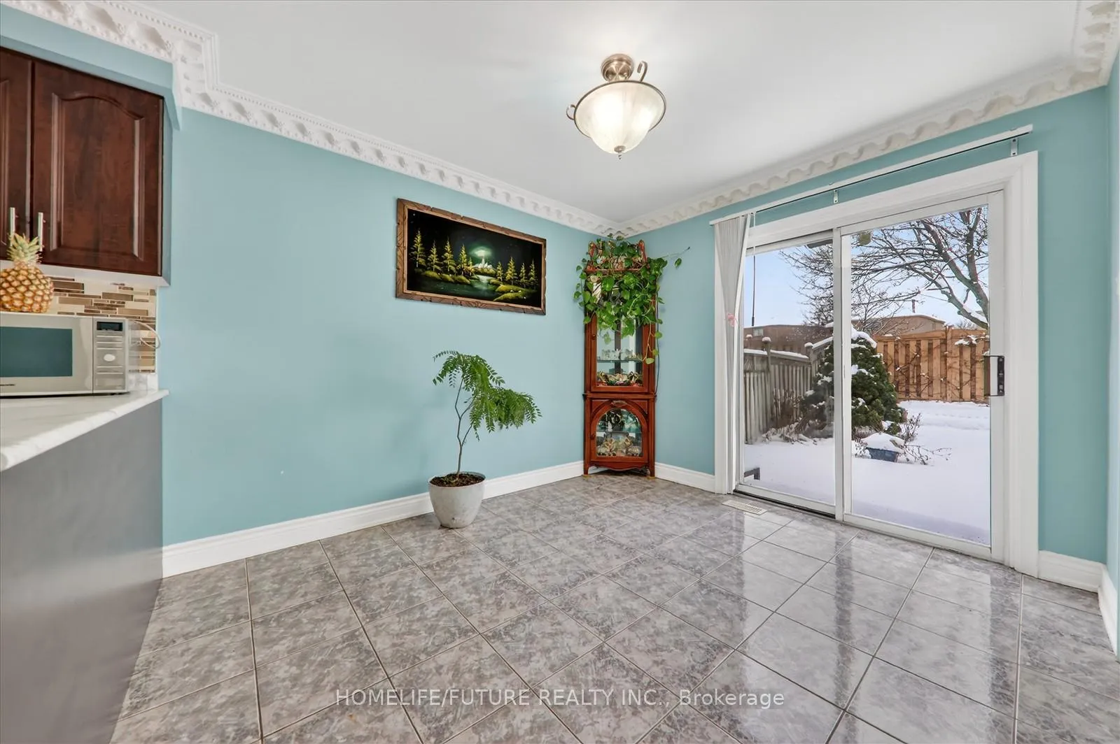 Photo 15 of 118 Doubtfire Crescent, Markham, Middlefield — HOMEH