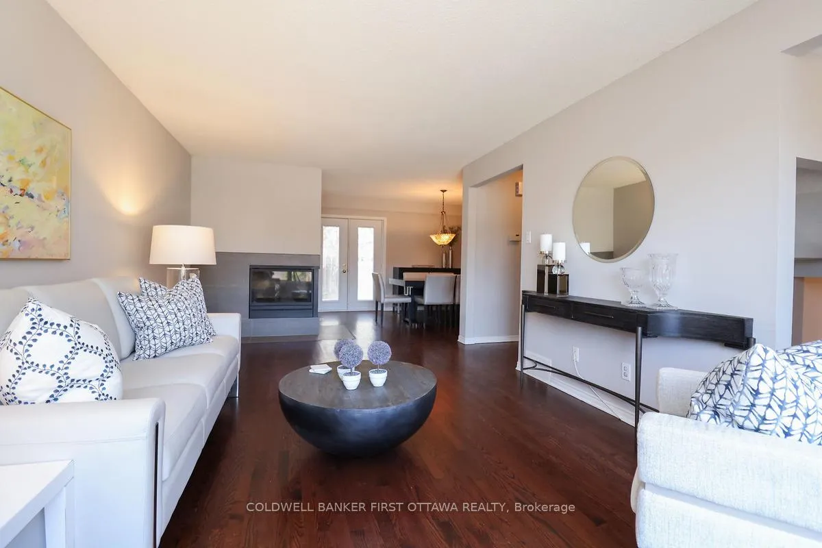 Photo 5 of 2778 Springland Drive, Ottawa, Mooneys Bay/Riverside Park — HOMEH