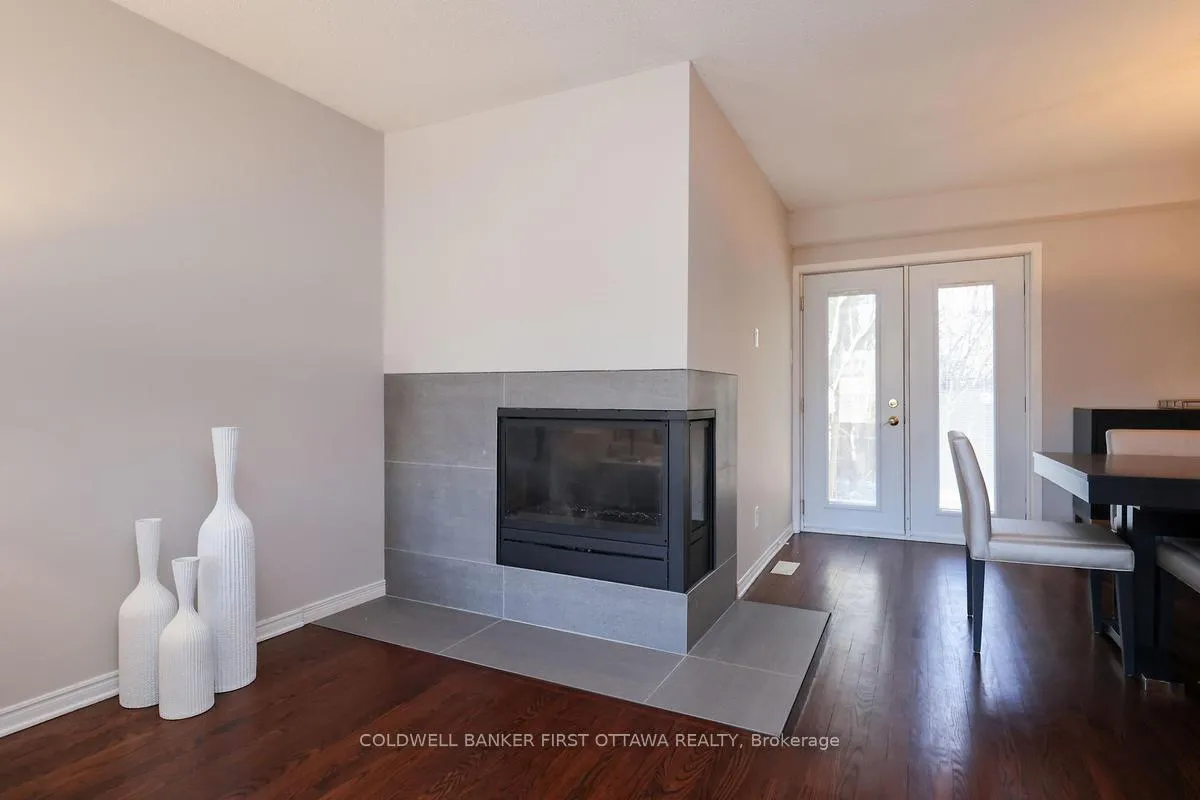 Photo 6 of 2778 Springland Drive, Ottawa, Mooneys Bay/Riverside Park — HOMEH