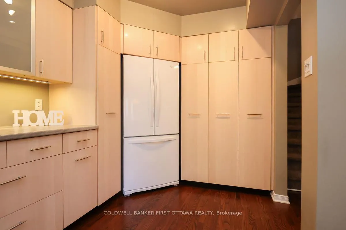 Photo 11 of 2778 Springland Drive, Ottawa, Mooneys Bay/Riverside Park — HOMEH
