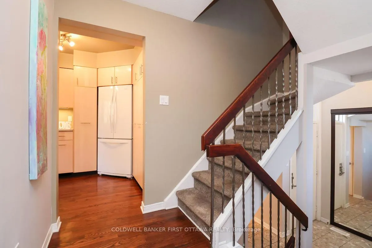 Photo 13 of 2778 Springland Drive, Ottawa, Mooneys Bay/Riverside Park — HOMEH