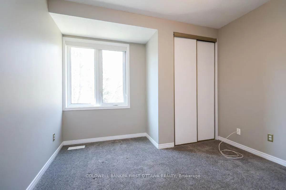 Photo 18 of 2778 Springland Drive, Ottawa, Mooneys Bay/Riverside Park — HOMEH