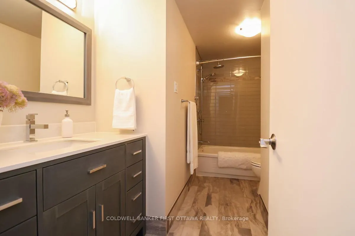 Photo 20 of 2778 Springland Drive, Ottawa, Mooneys Bay/Riverside Park — HOMEH