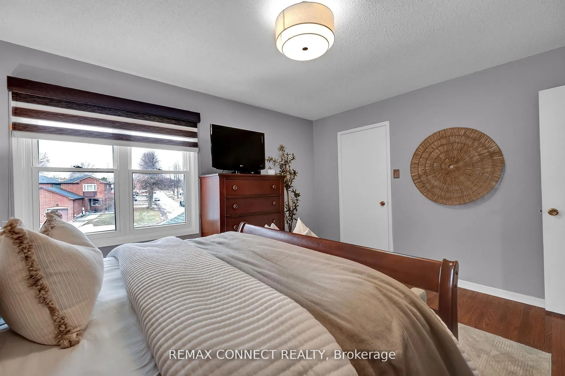 Photo 16 of 1182 Cedarcroft Crescent, Pickering, Liverpool — HOMEH