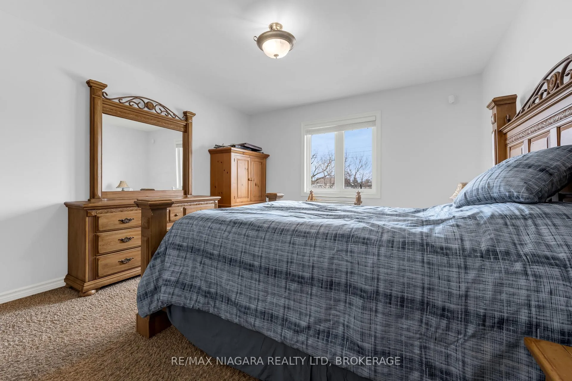 Photo 18 of 4750 Baldwin Avenue, Niagara Falls, Ascot — HOMEH