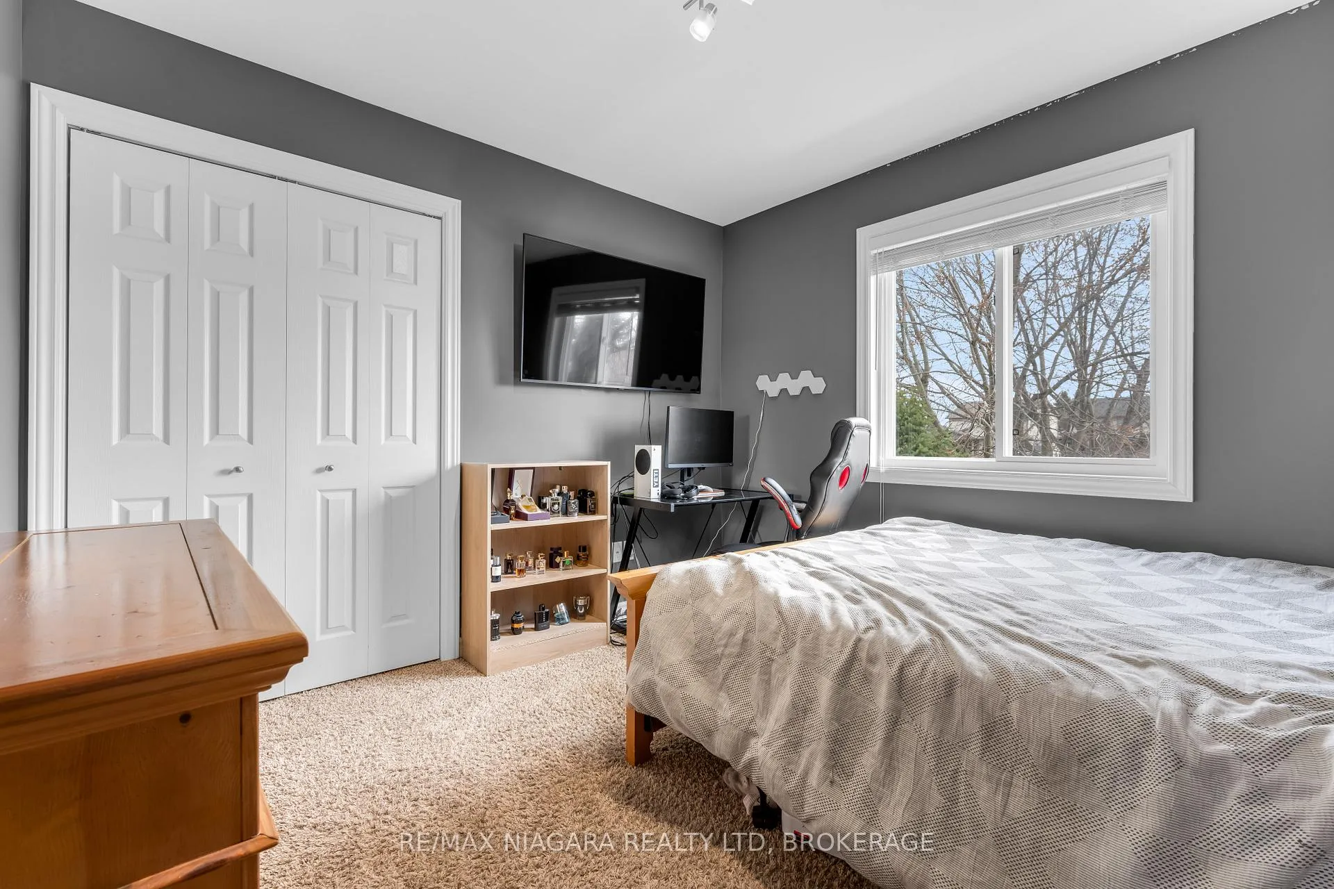 Photo 20 of 4750 Baldwin Avenue, Niagara Falls, Ascot — HOMEH