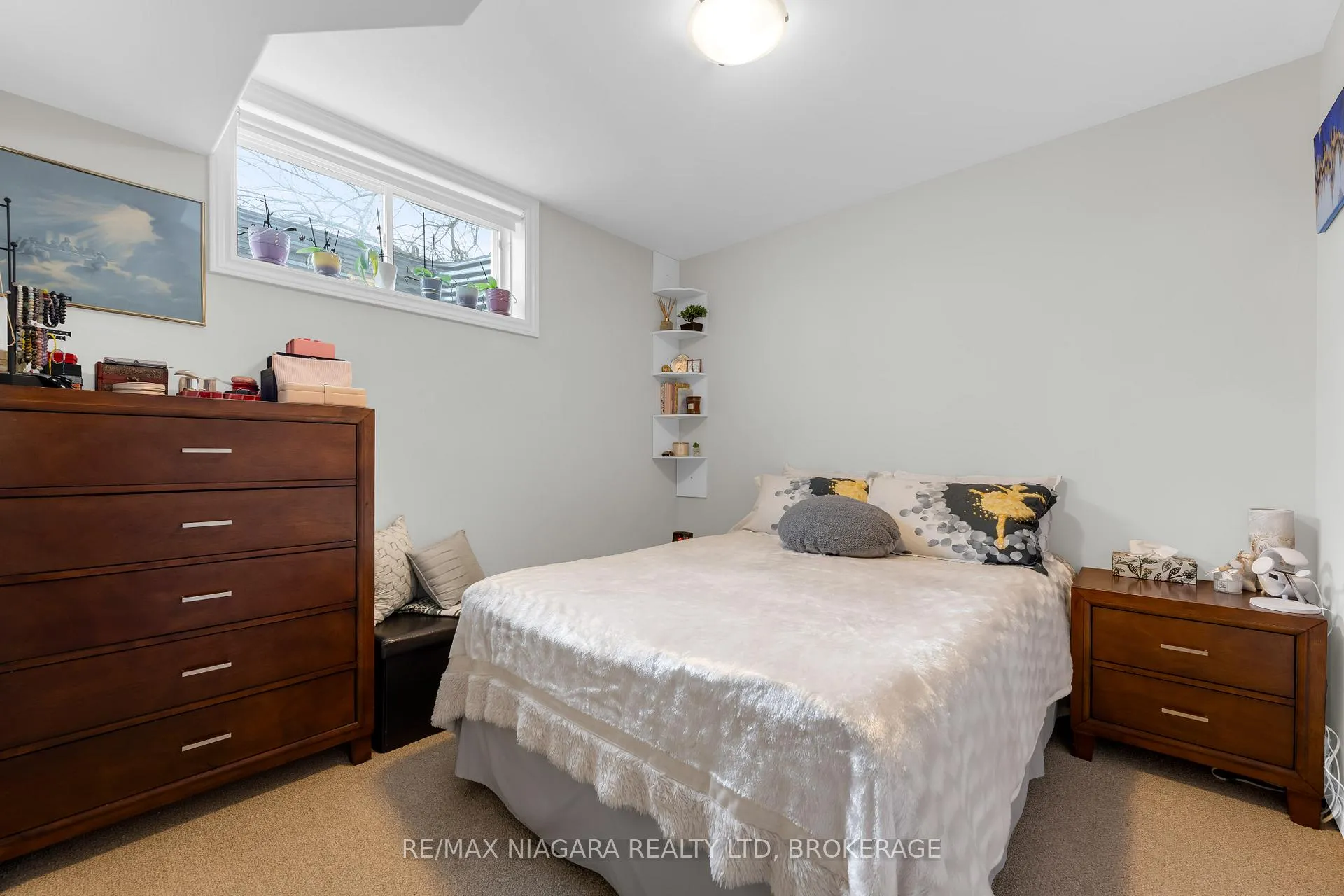 Photo 28 of 4750 Baldwin Avenue, Niagara Falls, Ascot — HOMEH