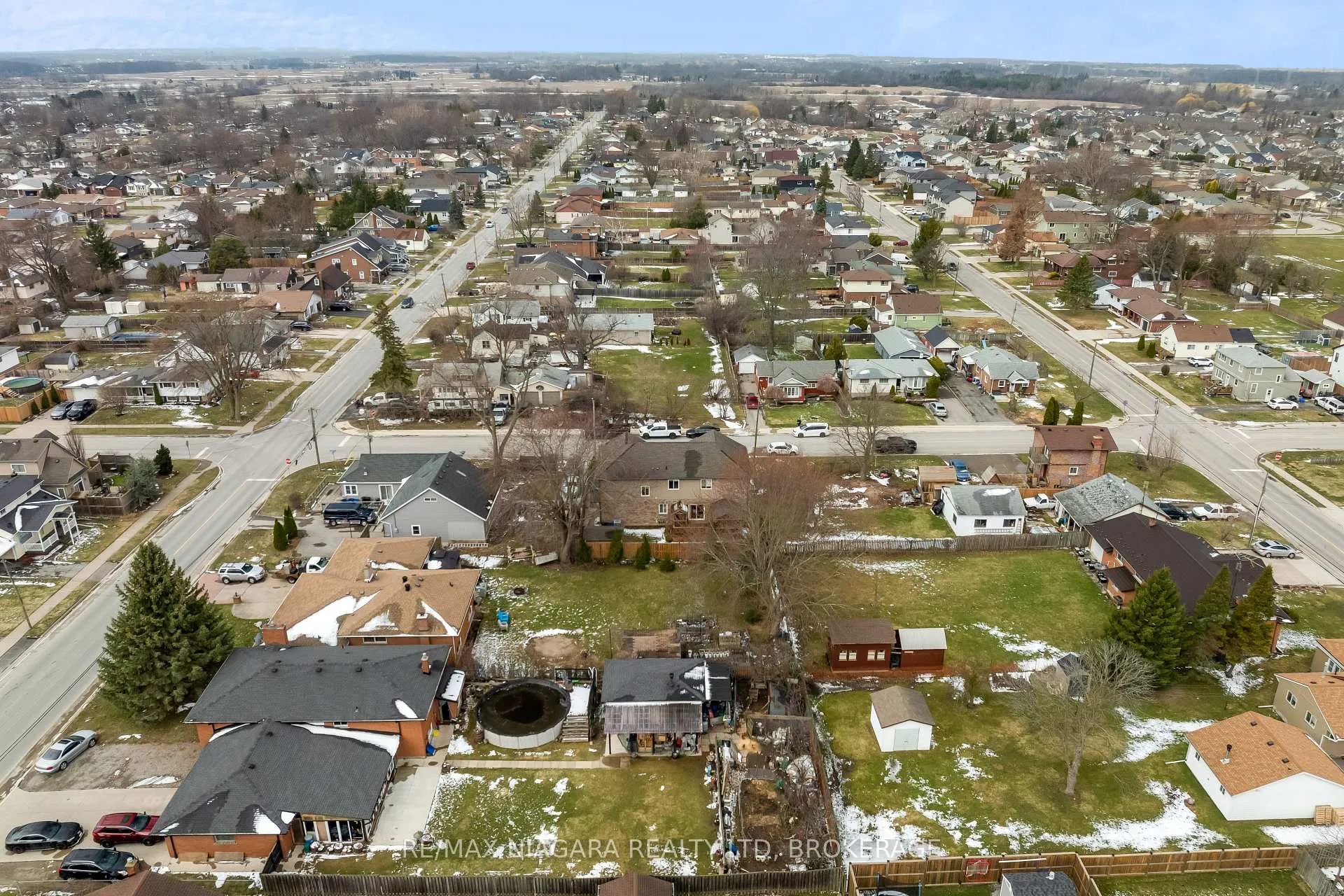Photo 41 of 4750 Baldwin Avenue, Niagara Falls, Ascot — HOMEH