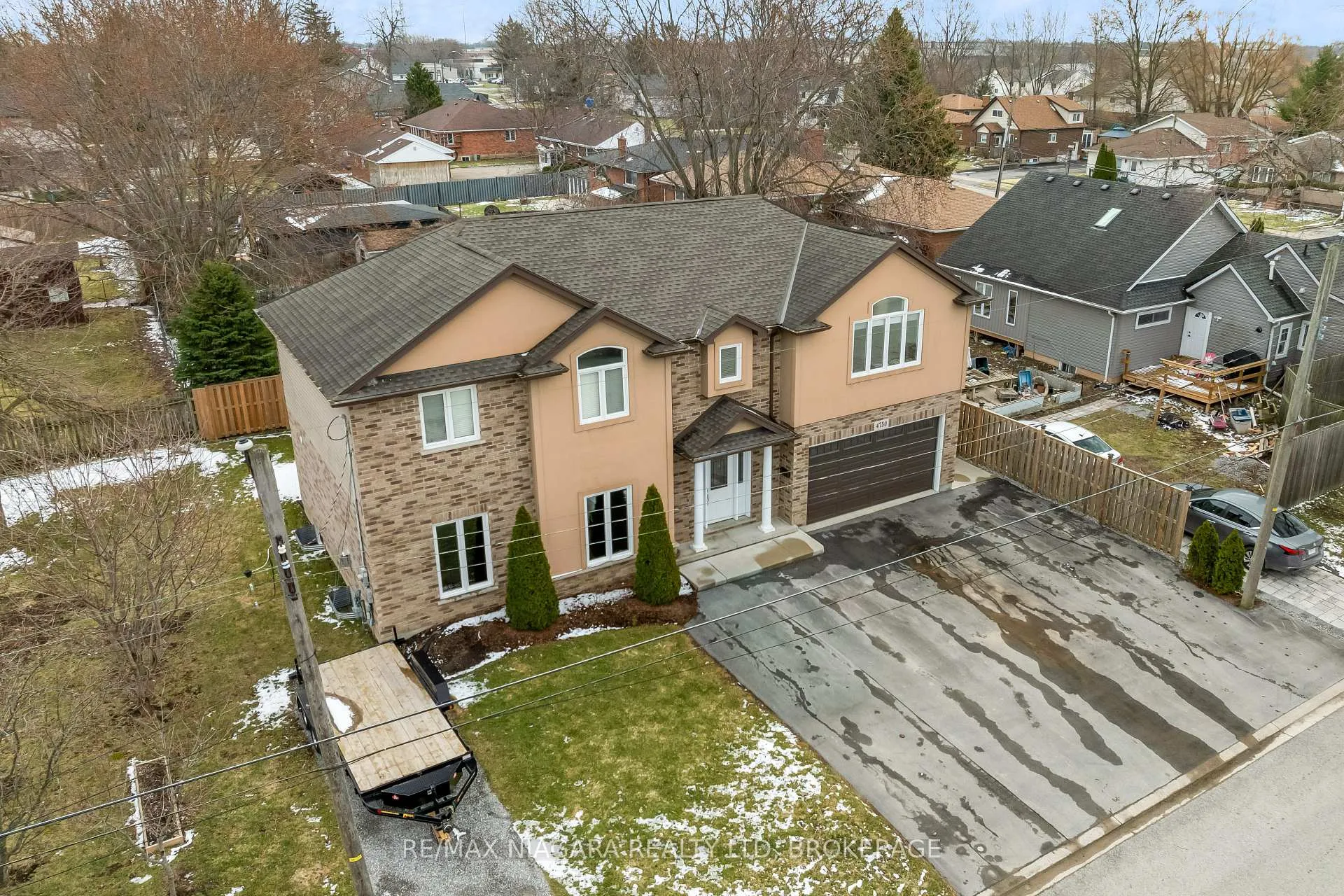 Photo 46 of 4750 Baldwin Avenue, Niagara Falls, Ascot — HOMEH