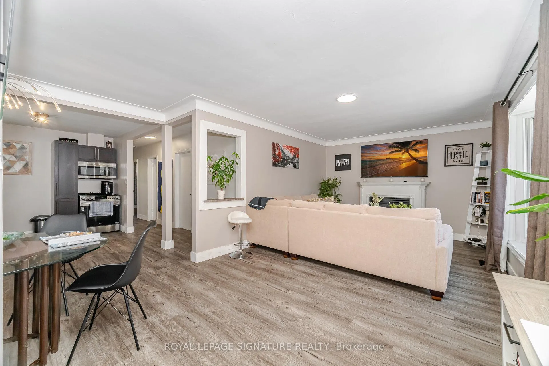 Photo 7 of 77 Fairview Road, Grimsby, Grimsby Beach — HOMEH