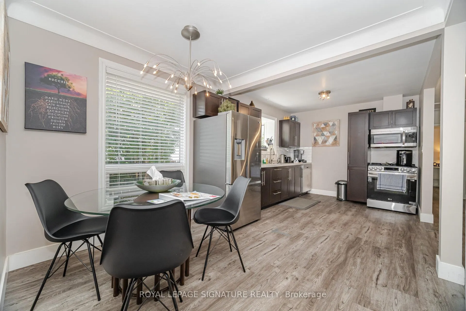 Photo 11 of 77 Fairview Road, Grimsby, Grimsby Beach — HOMEH