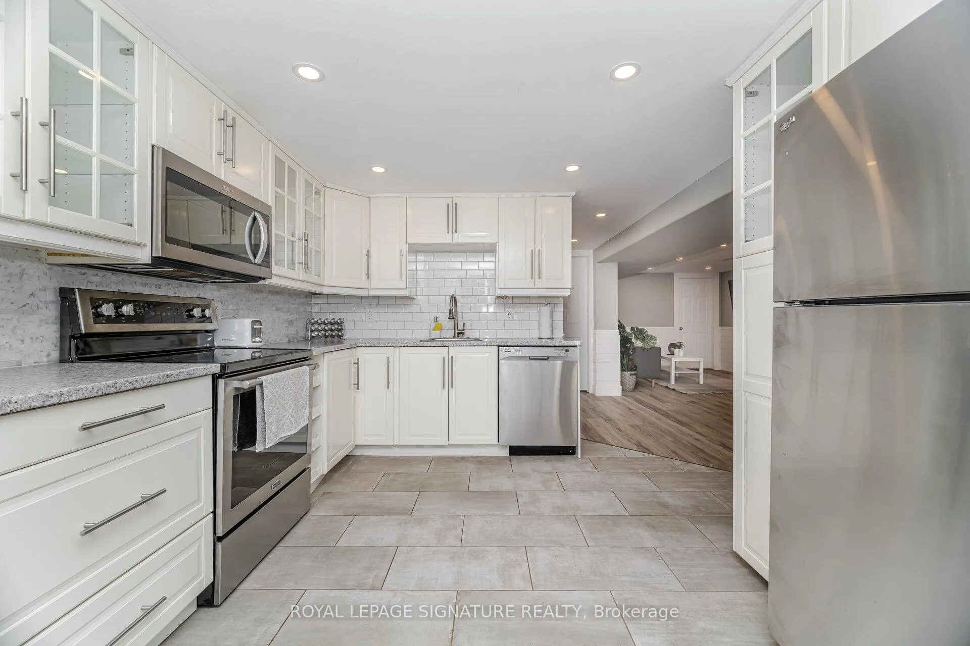 Photo 24 of 77 Fairview Road, Grimsby, Grimsby Beach — HOMEH