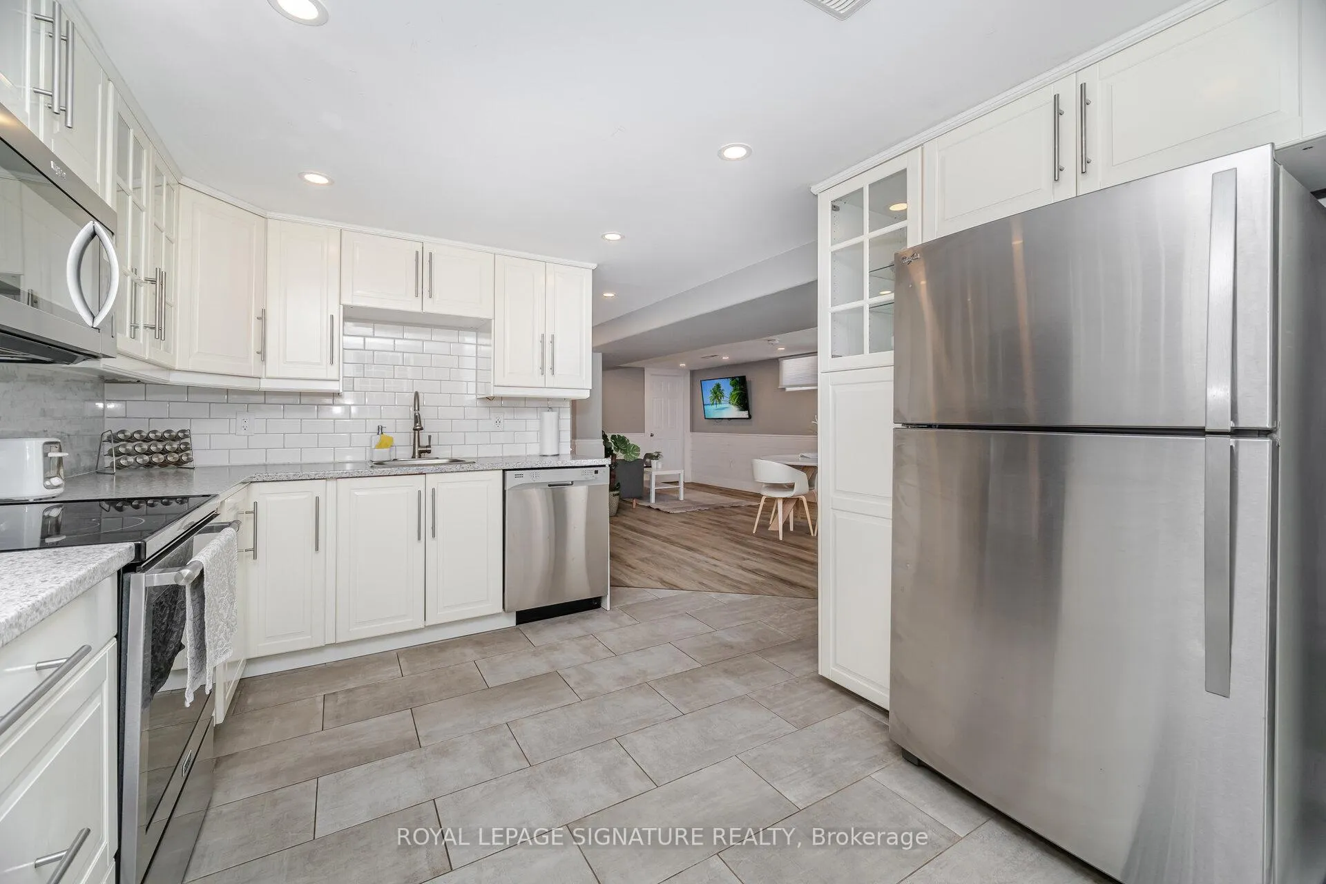 Photo 27 of 77 Fairview Road, Grimsby, Grimsby Beach — HOMEH