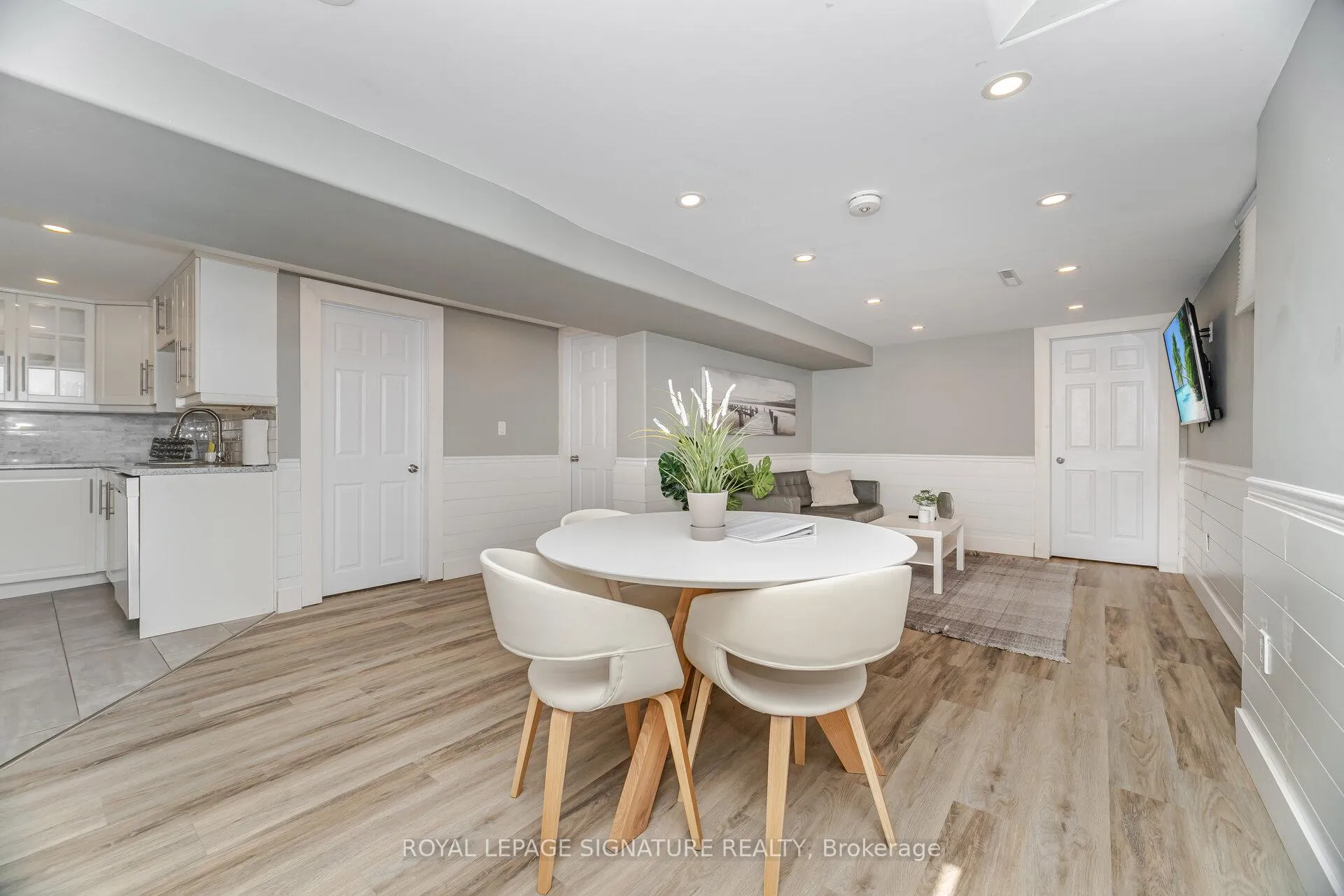 Photo 29 of 77 Fairview Road, Grimsby, Grimsby Beach — HOMEH