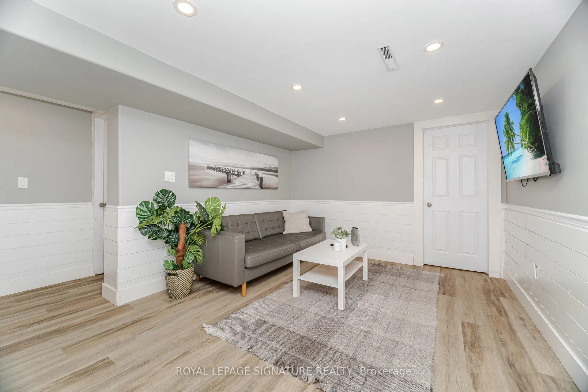 Photo 31 of 77 Fairview Road, Grimsby, Grimsby Beach — HOMEH