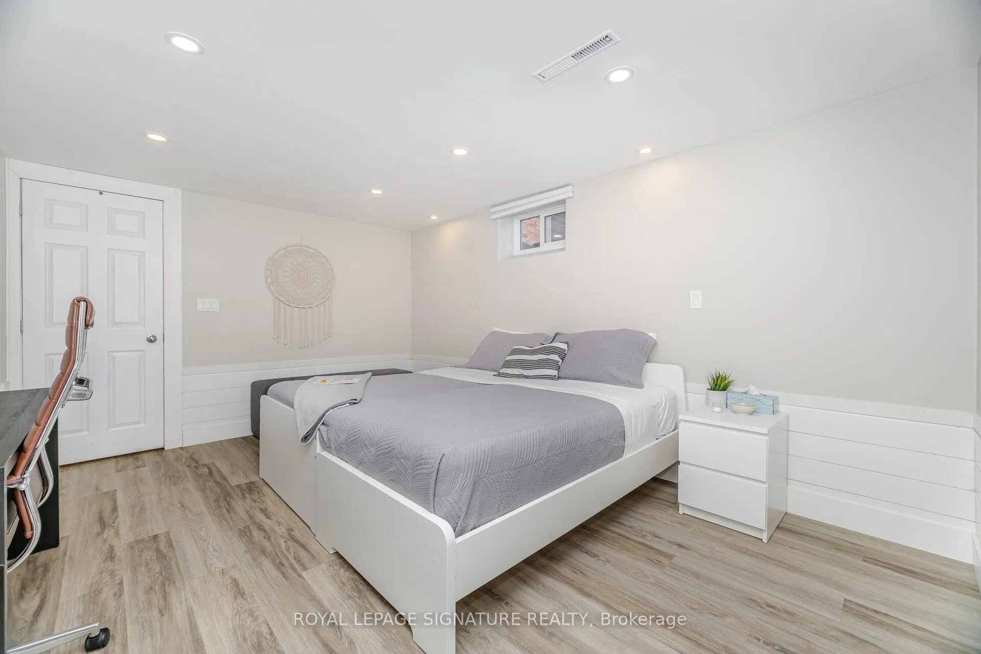 Photo 34 of 77 Fairview Road, Grimsby, Grimsby Beach — HOMEH
