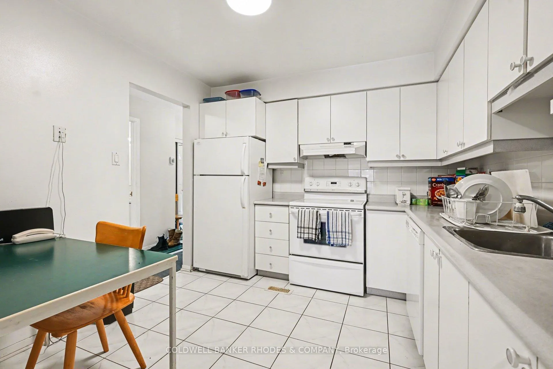 Photo 9 of 13 Clarkson Crescent, Ottawa, Kanata - Katimavik — HOMEH