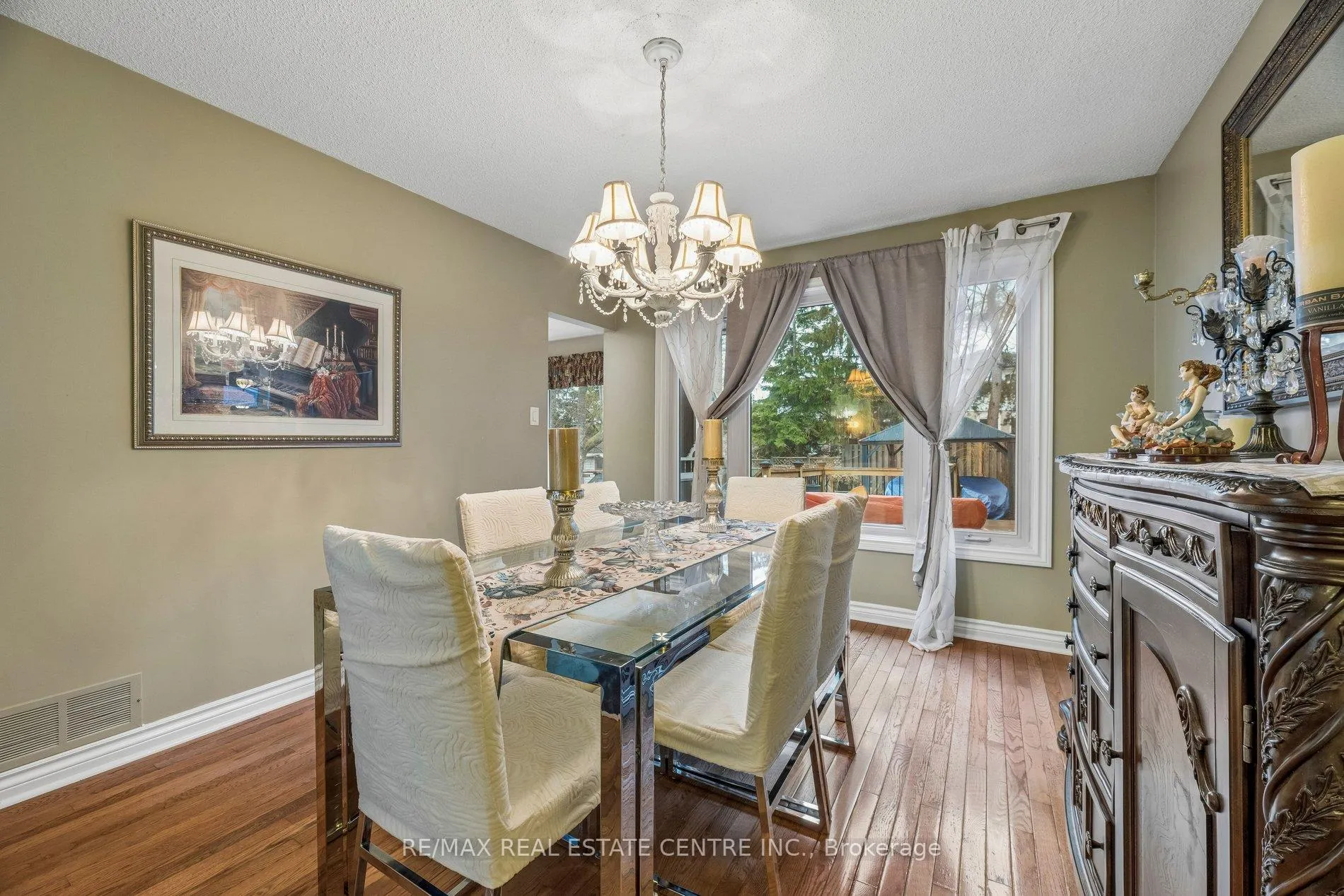 Photo 8 of 325 Aztec Drive, Oshawa, McLaughlin — HOMEH