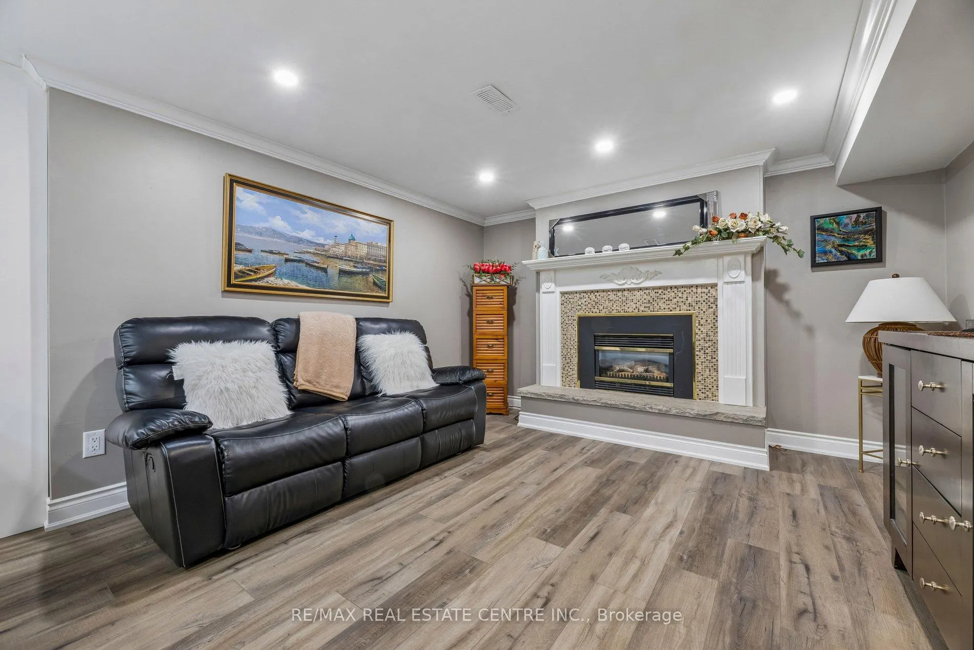 Photo 28 of 325 Aztec Drive, Oshawa, McLaughlin — HOMEH
