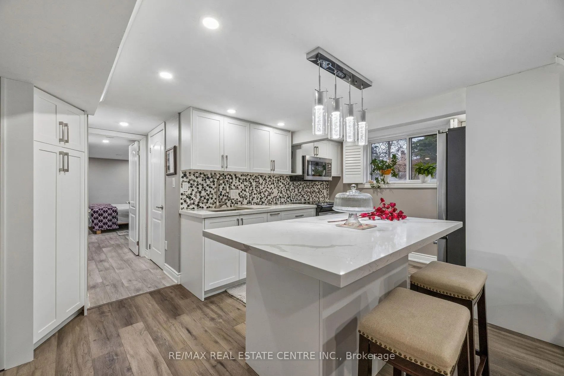 Photo 33 of 325 Aztec Drive, Oshawa, McLaughlin — HOMEH
