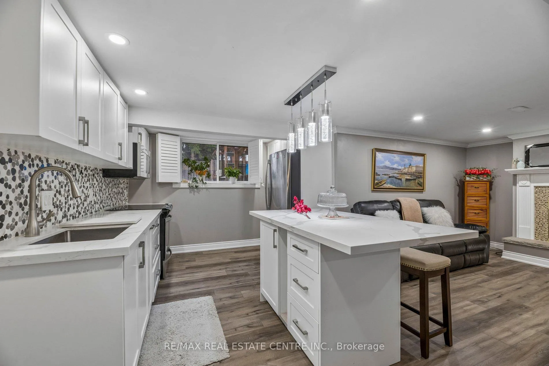 Photo 34 of 325 Aztec Drive, Oshawa, McLaughlin — HOMEH