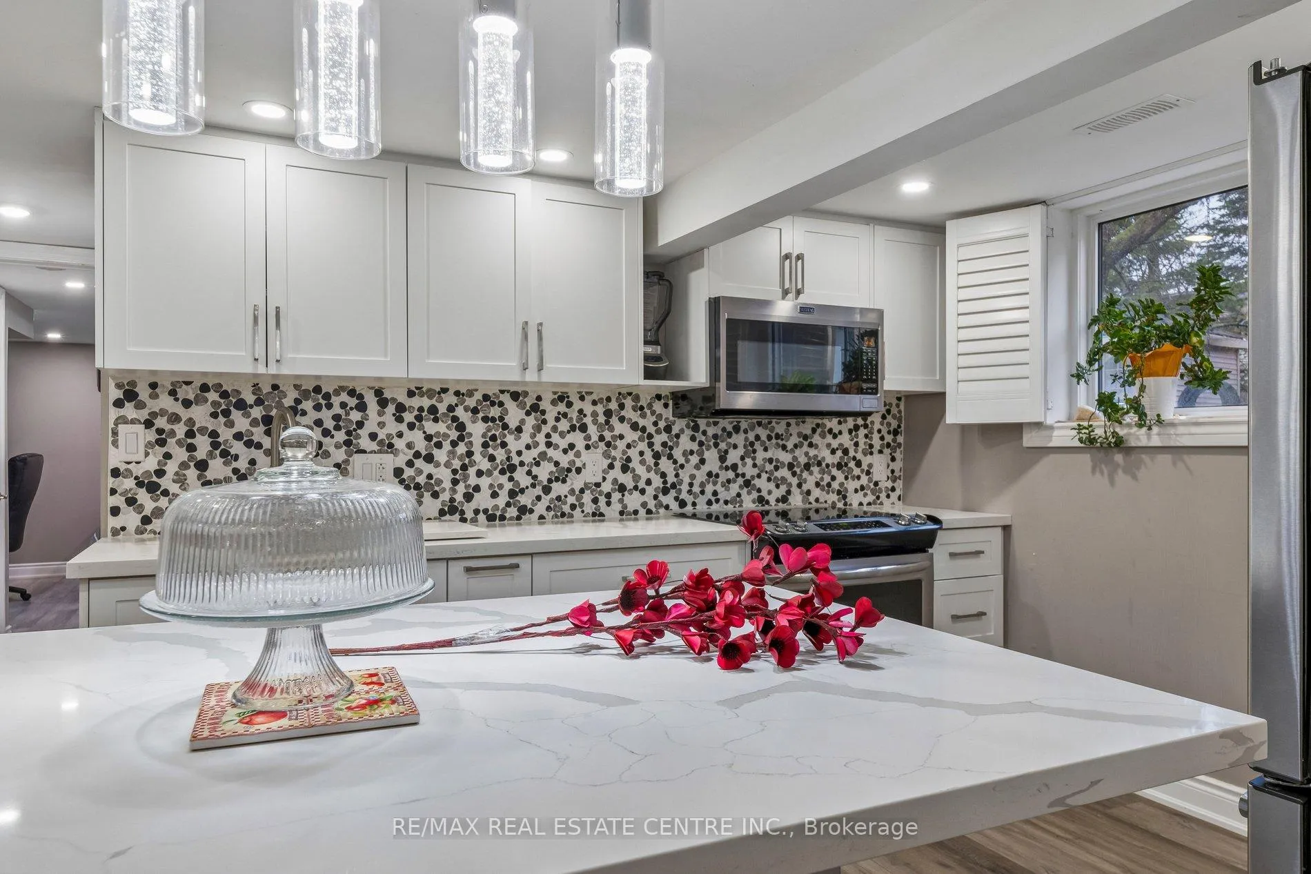 Photo 37 of 325 Aztec Drive, Oshawa, McLaughlin — HOMEH