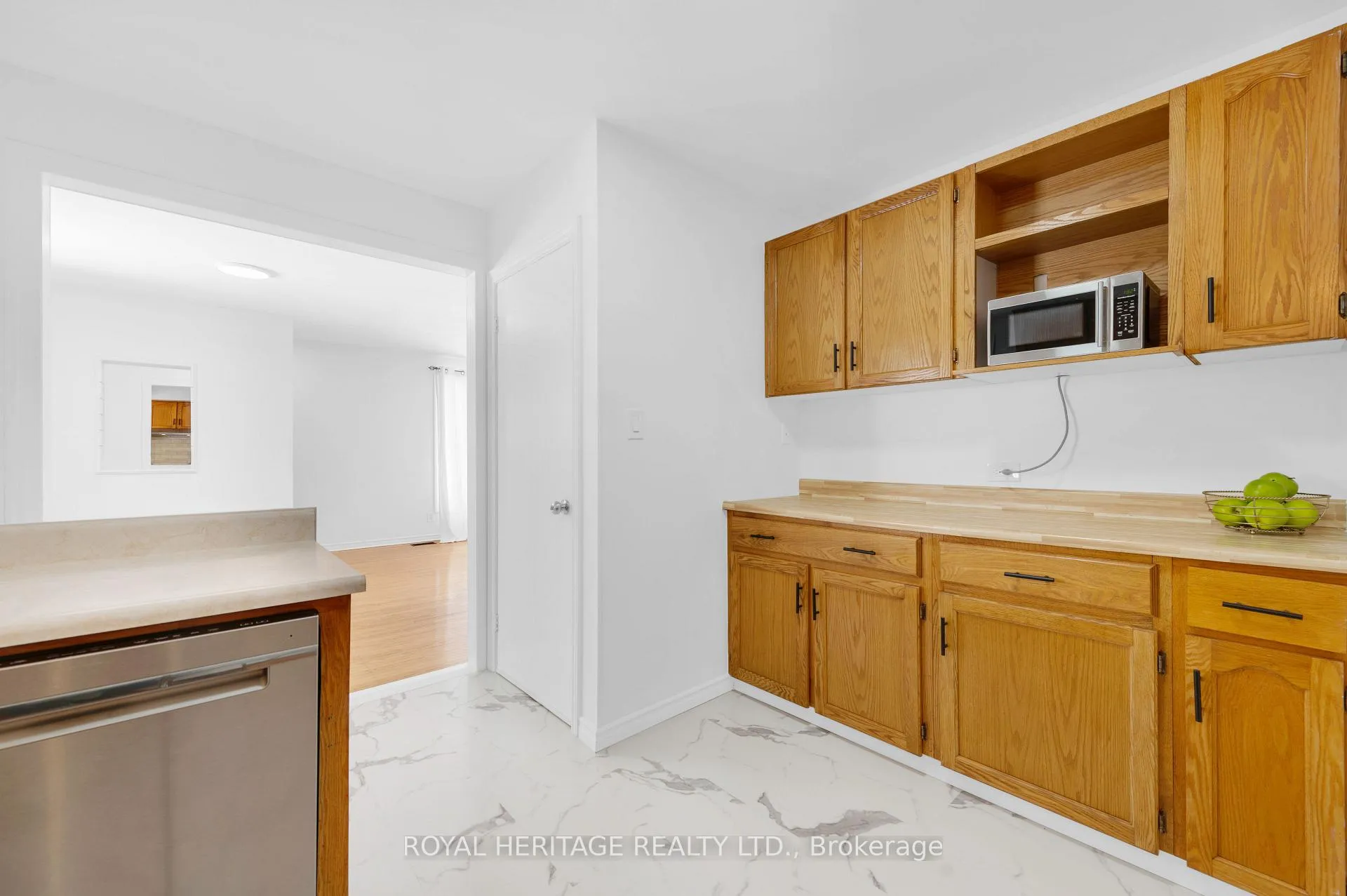 Photo 15 of 74 Village Drive, Belleville, Belleville Ward — HOMEH