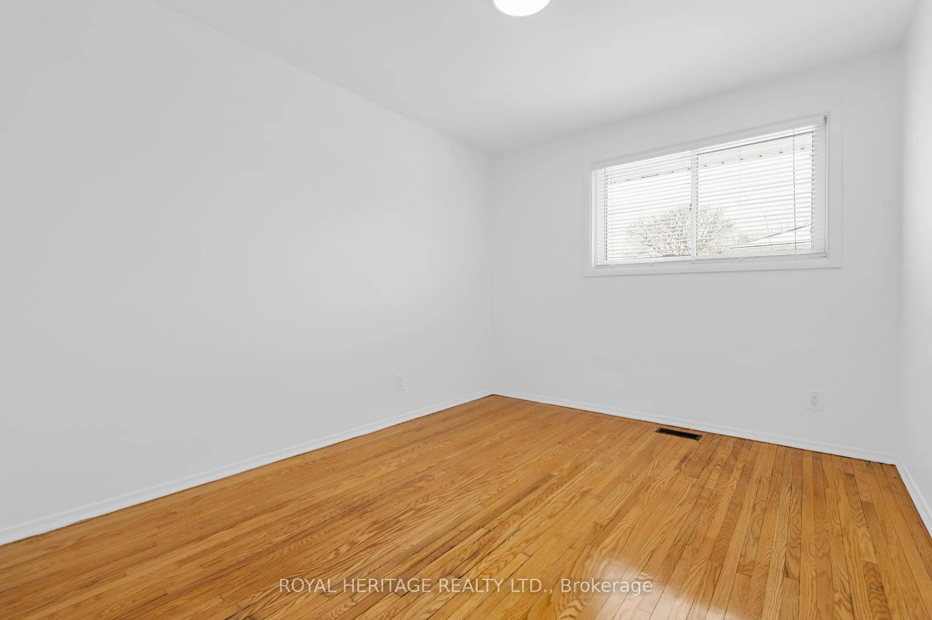 Photo 17 of 74 Village Drive, Belleville, Belleville Ward — HOMEH