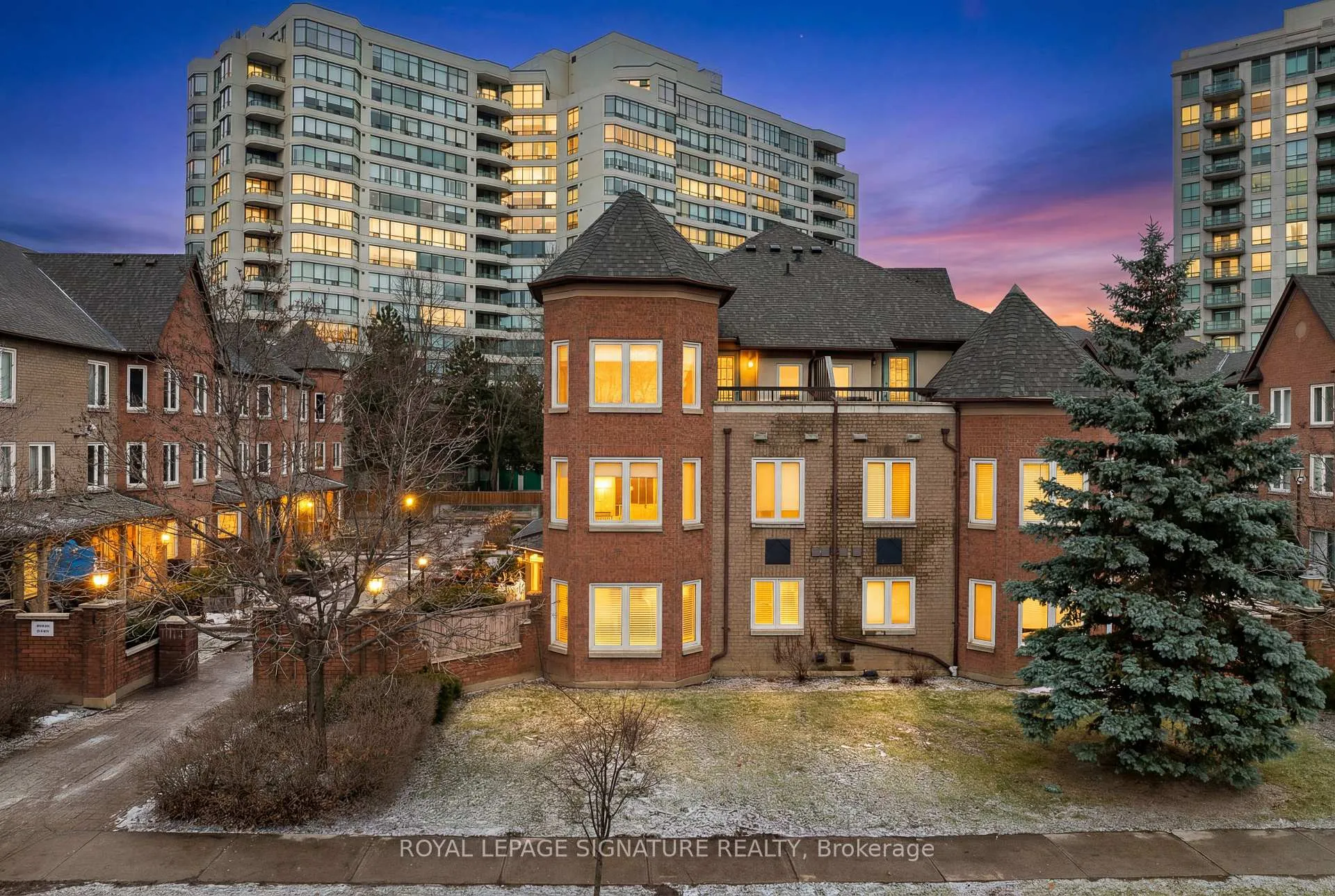 Front of Unit 59, 735 New Westminster Drive