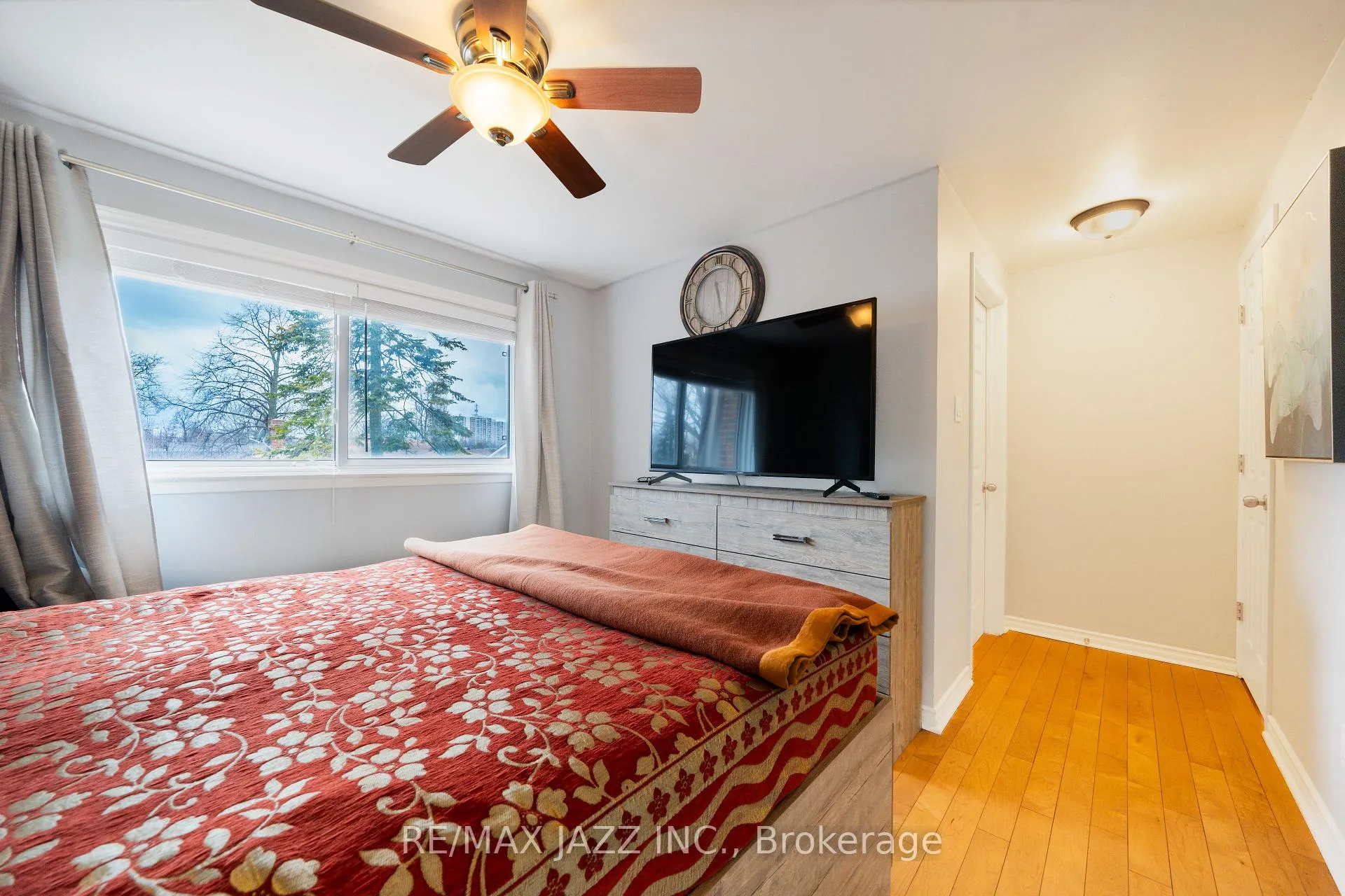 Photo 15 of Unit 11, 5 Michael Boulevard, Whitby, Lynde Creek — HOMEH