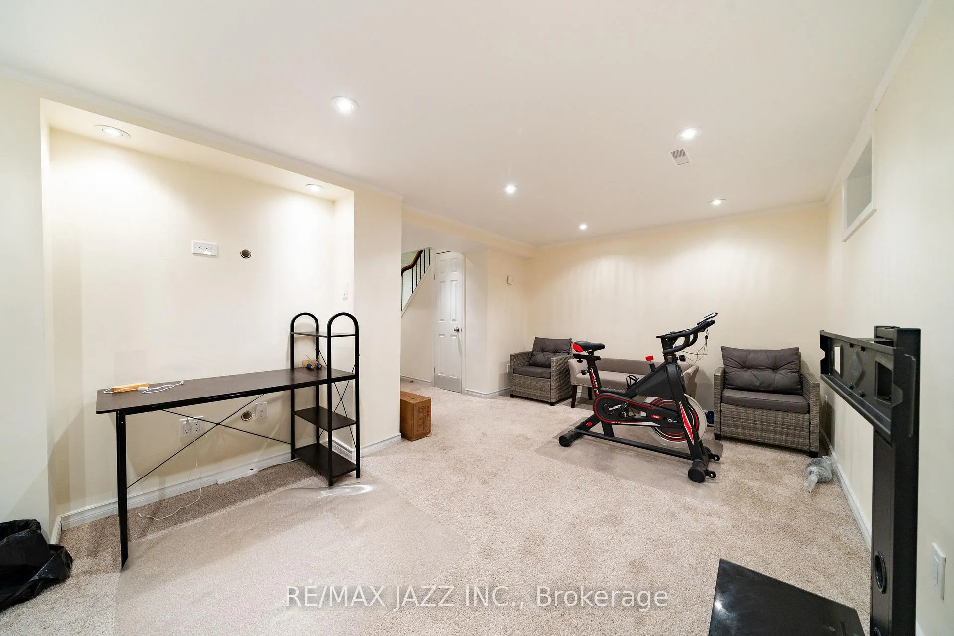 Photo 24 of Unit 11, 5 Michael Boulevard, Whitby, Lynde Creek — HOMEH