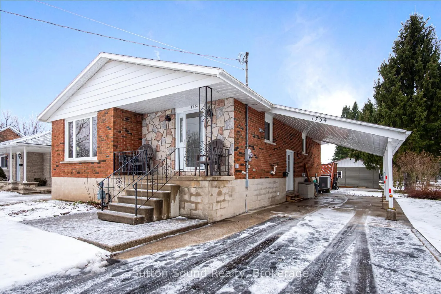 Photo 4 of 1754 6th Avenue E, Owen Sound — HOMEH