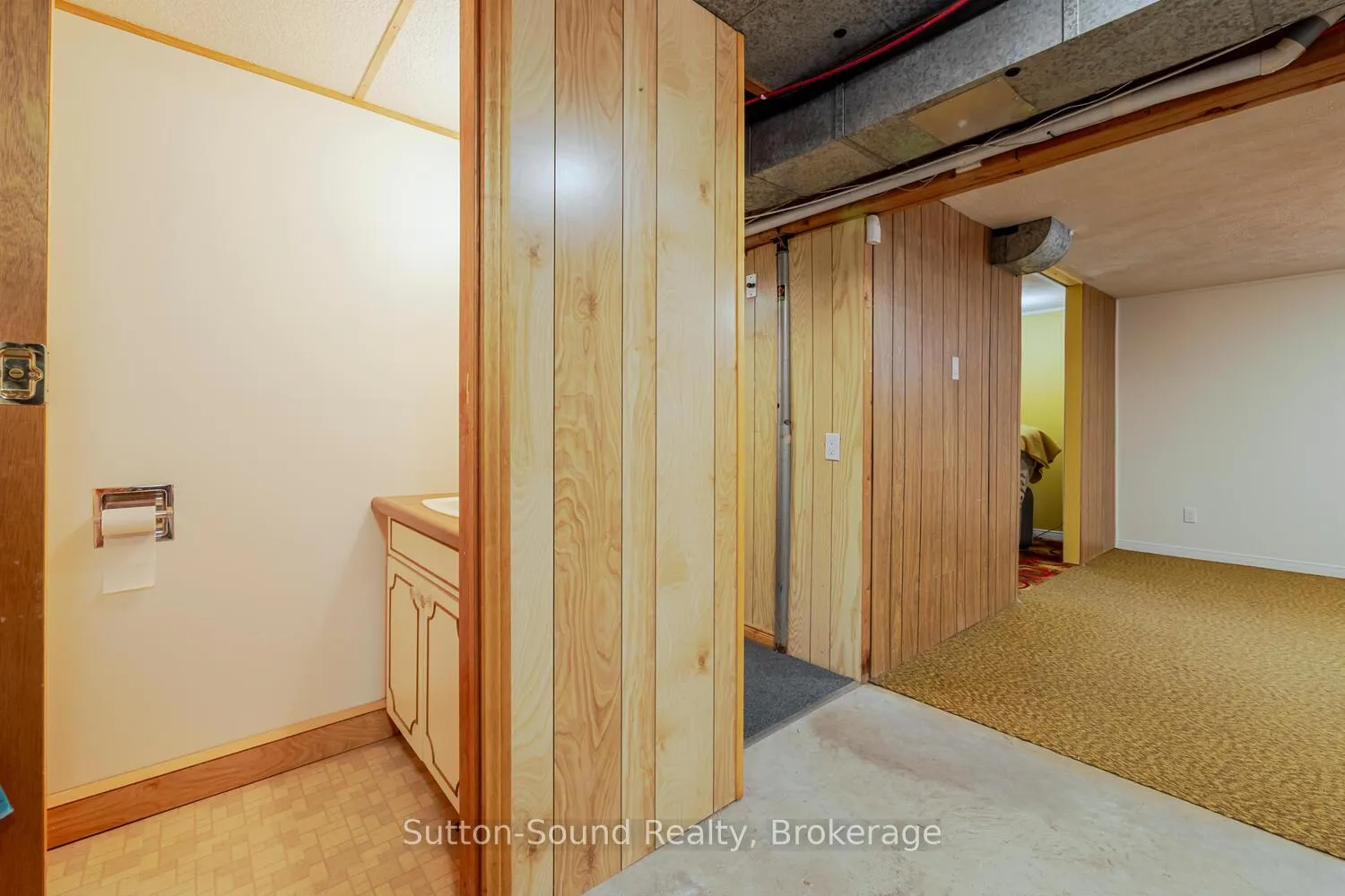 Photo 23 of 1754 6th Avenue E, Owen Sound — HOMEH
